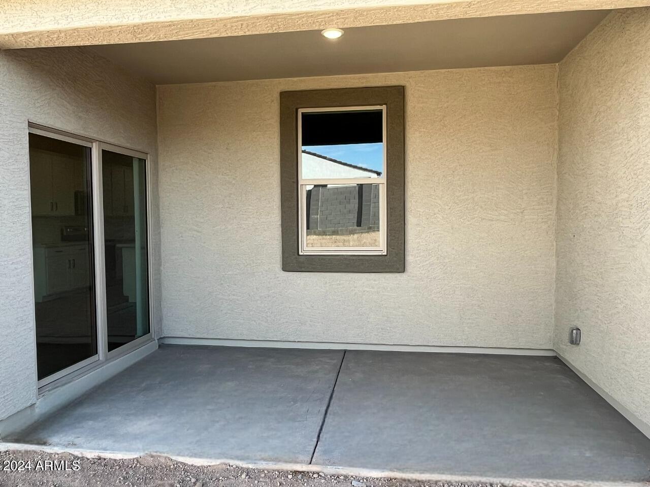 24090 W HUNTINGTON Drive