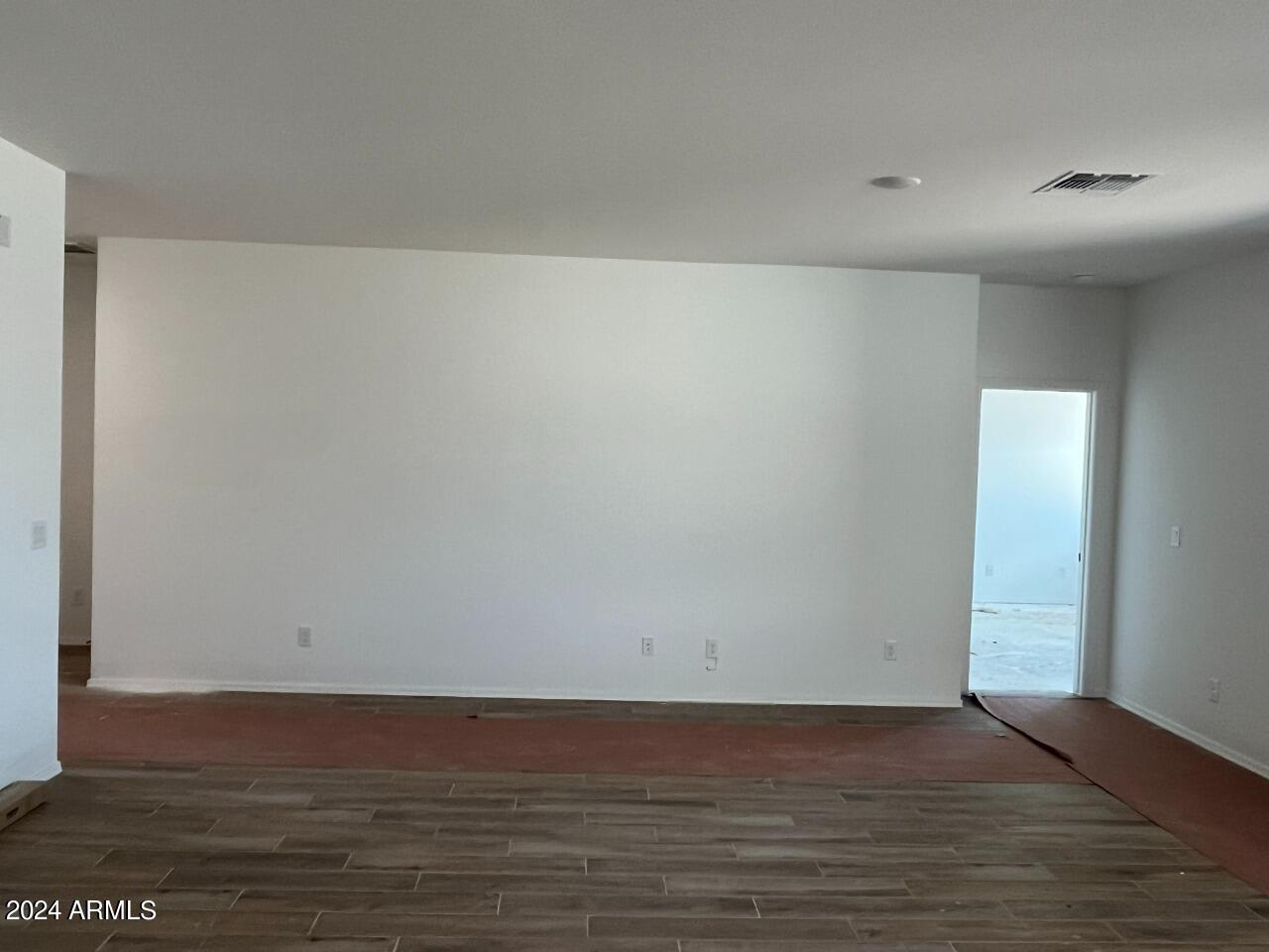 24090 W HUNTINGTON Drive