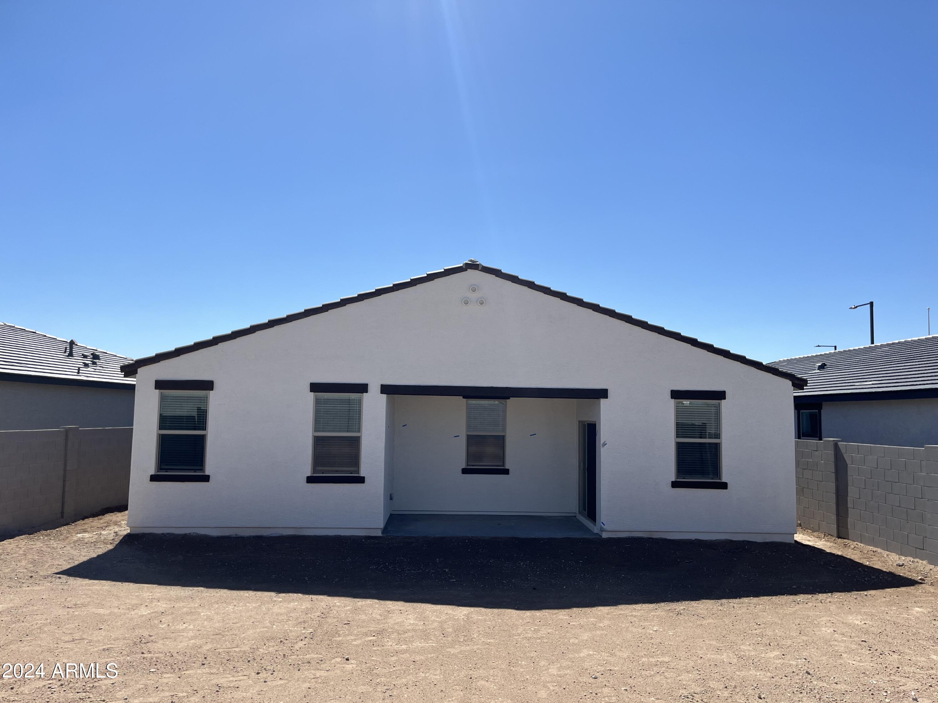 24094 W HUNTINGTON Drive