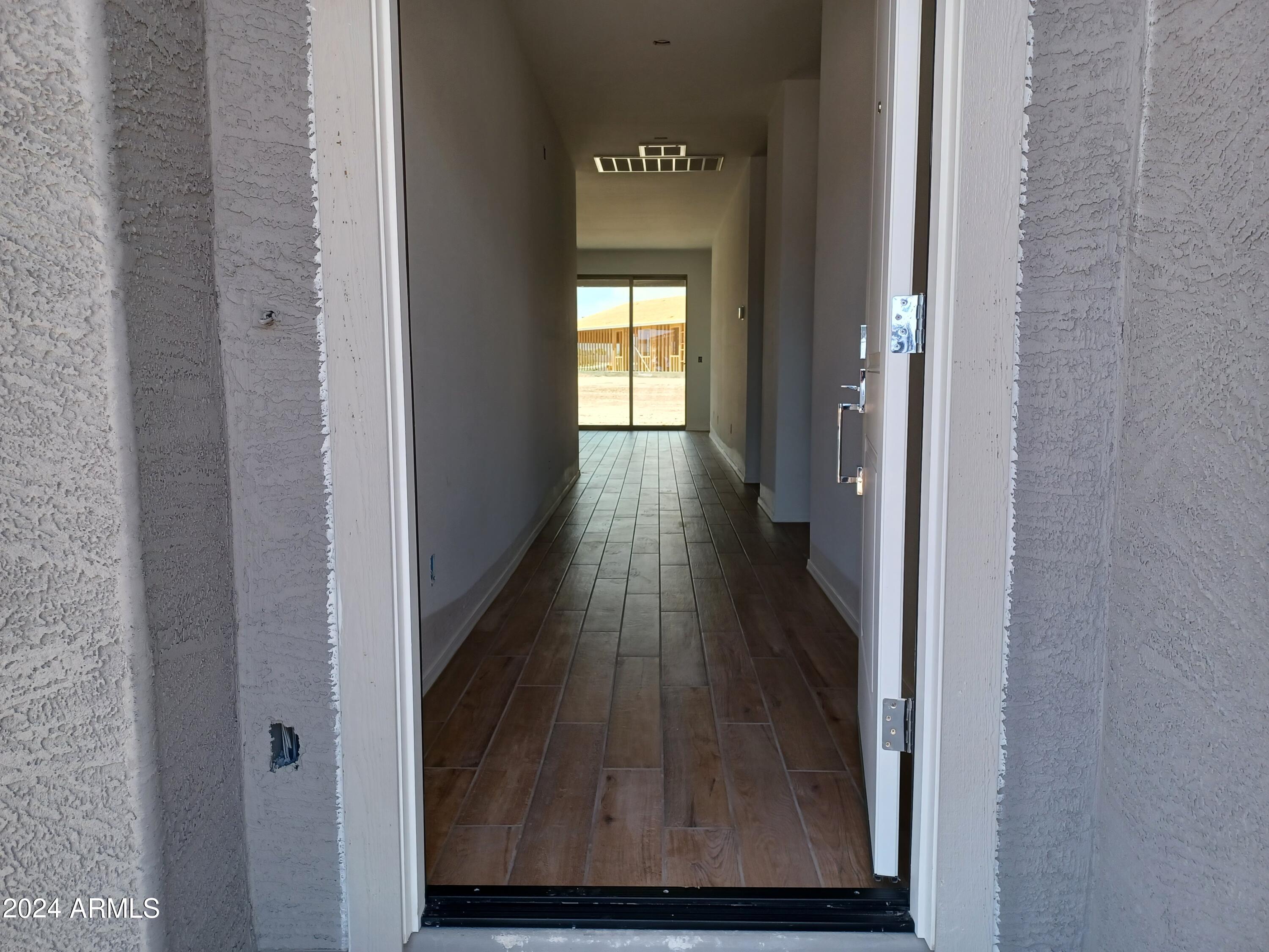 24080 W HIDALGO Avenue