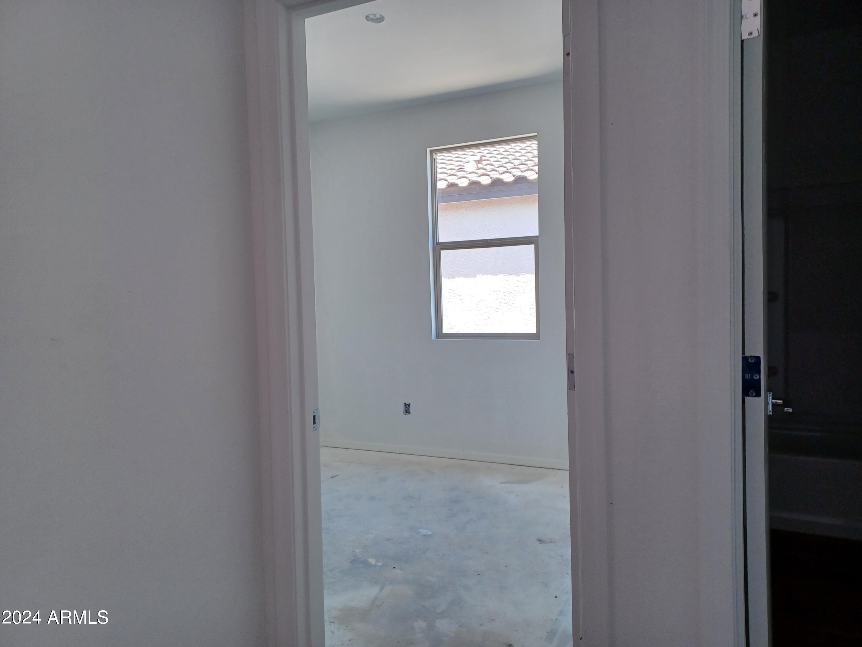 24080 W HIDALGO Avenue