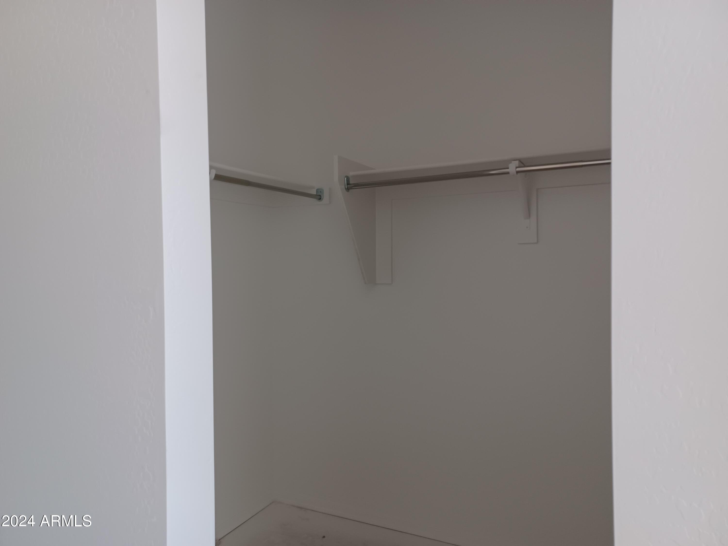 24080 W HIDALGO Avenue