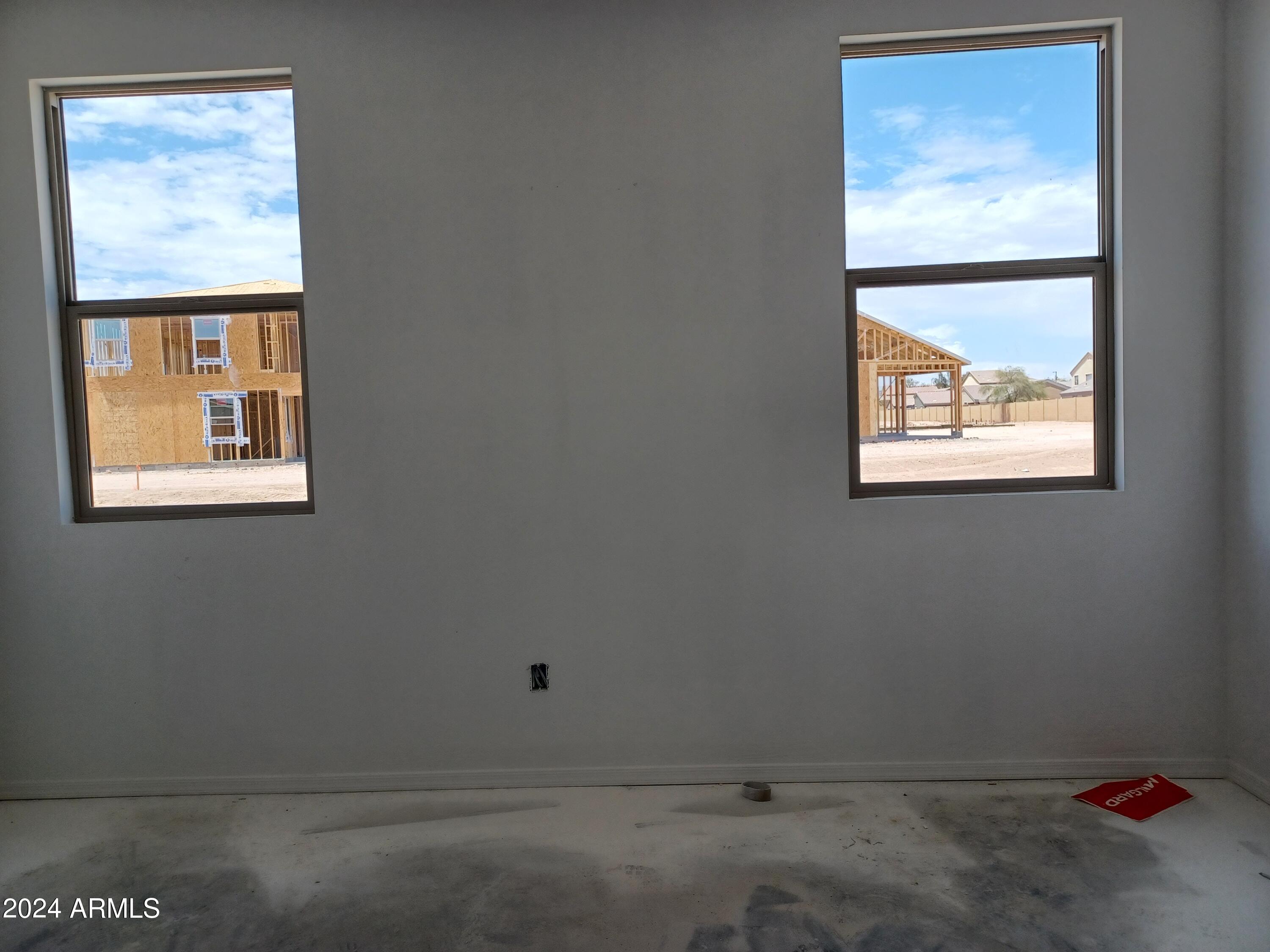 24080 W HIDALGO Avenue