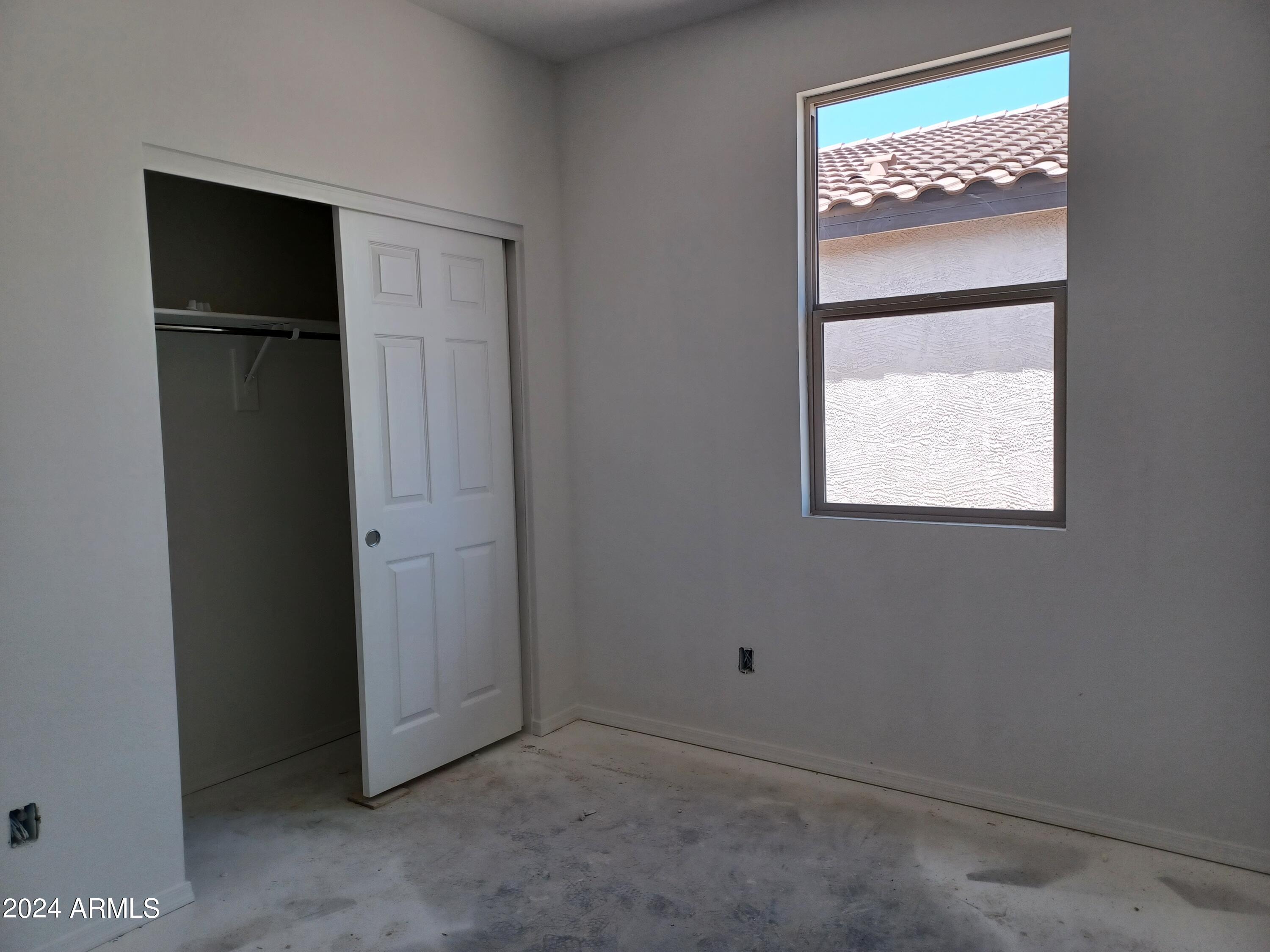 24080 W HIDALGO Avenue