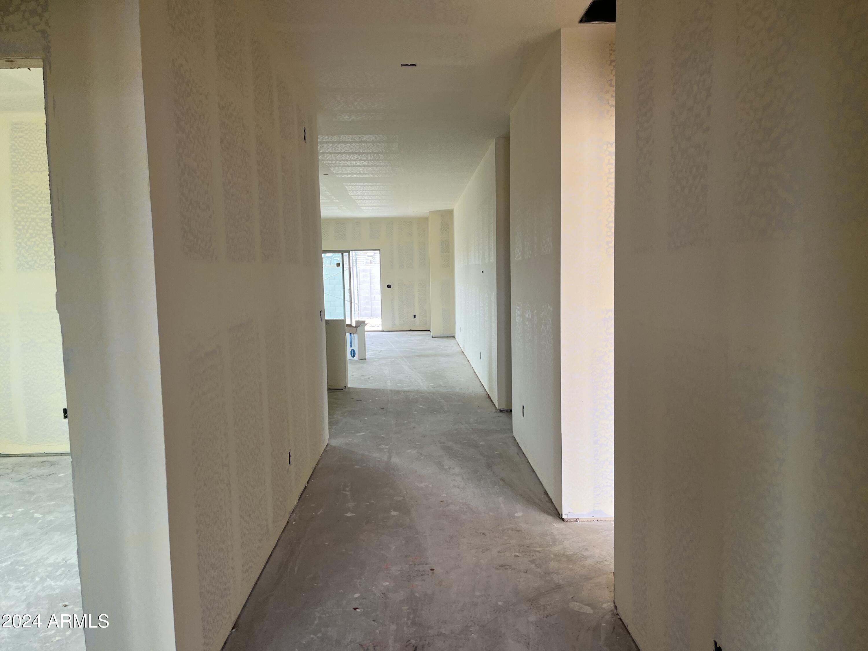 24077 W HIDALGO Avenue