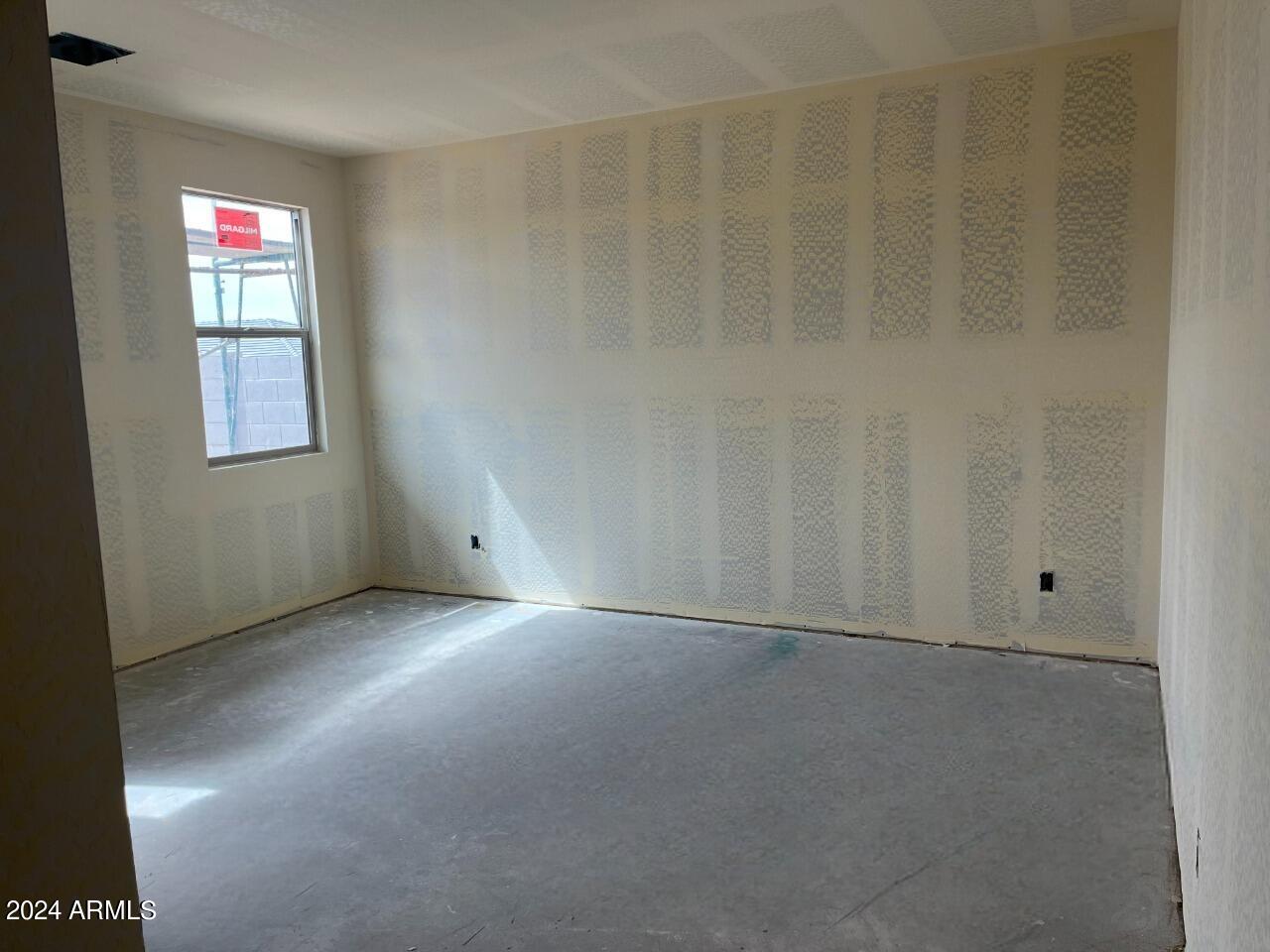 24077 W HIDALGO Avenue