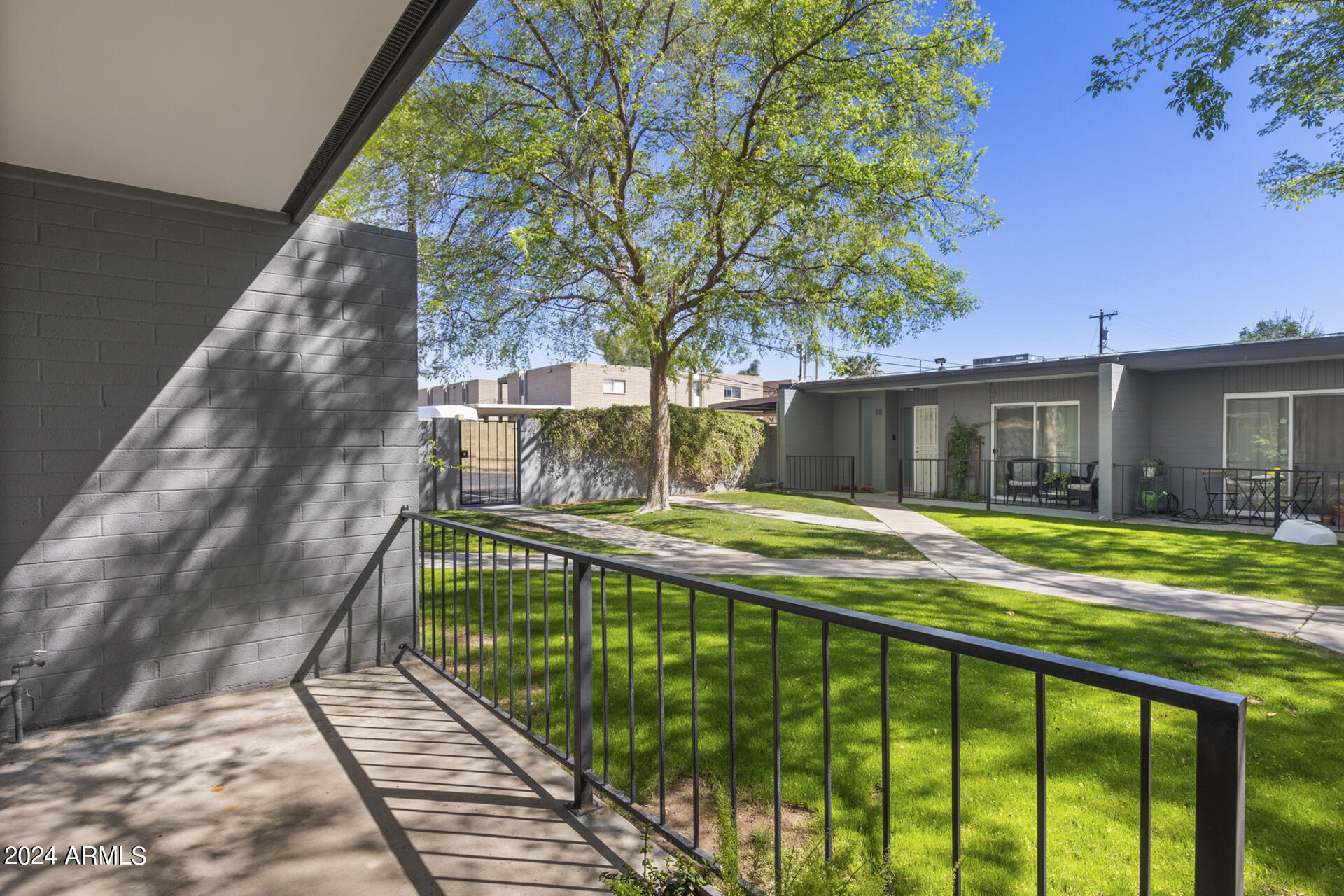 3660 E MONTECITO Avenue # 16