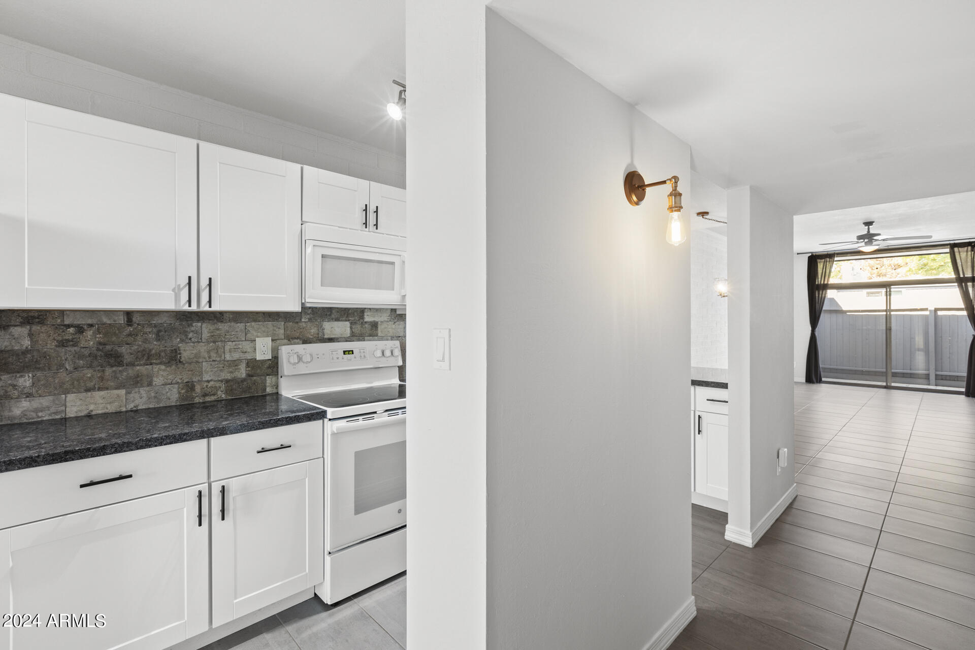 3660 E MONTECITO Avenue # 16