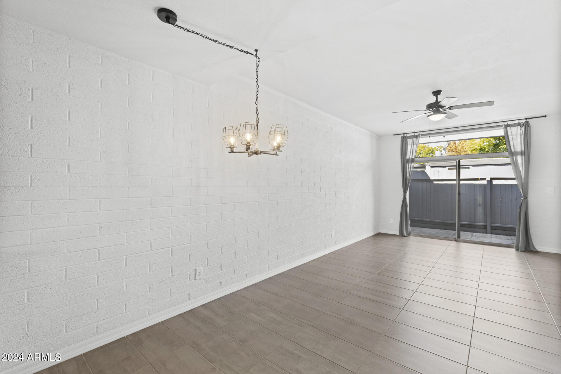3660 E MONTECITO Avenue # 16