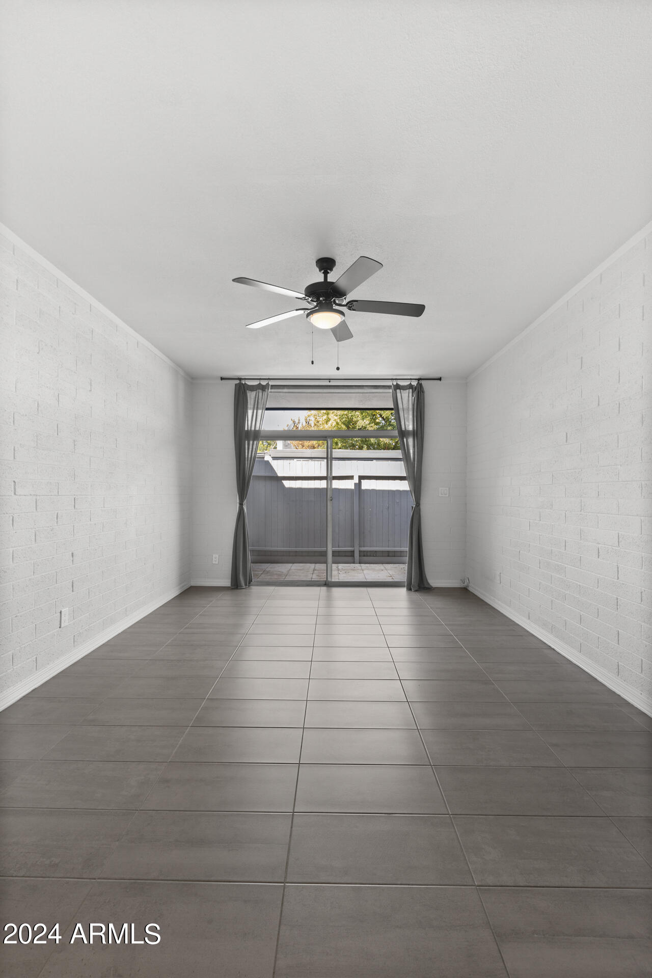 3660 E MONTECITO Avenue # 16