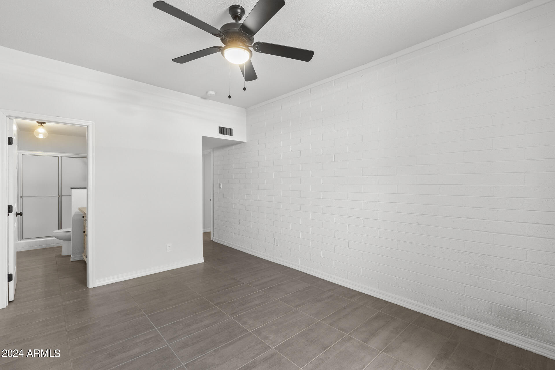3660 E MONTECITO Avenue # 16