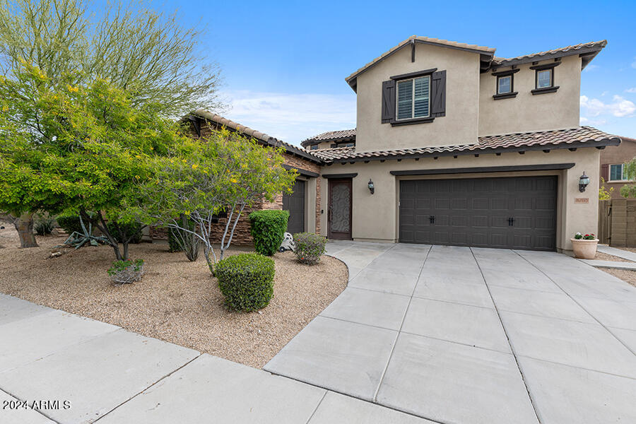 3705 E CAT BALUE Drive