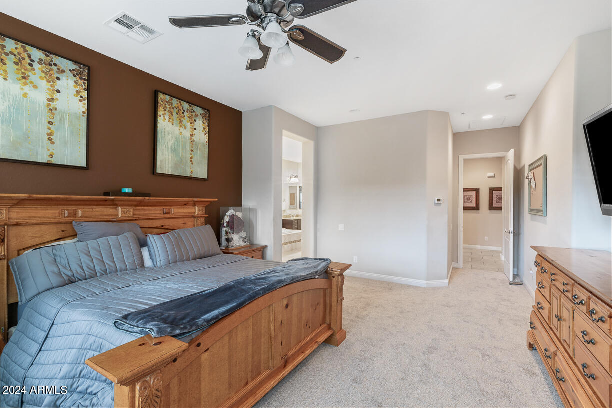 3705 E CAT BALUE Drive