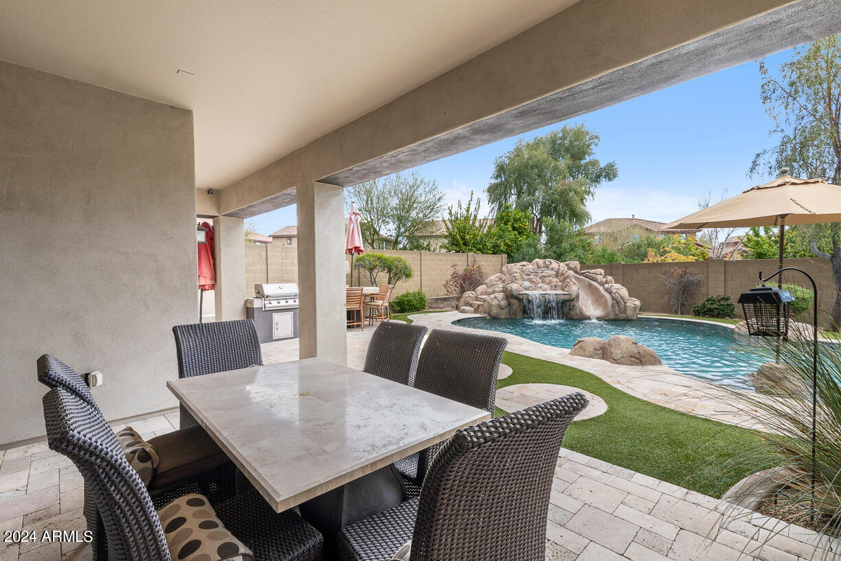 3705 E CAT BALUE Drive