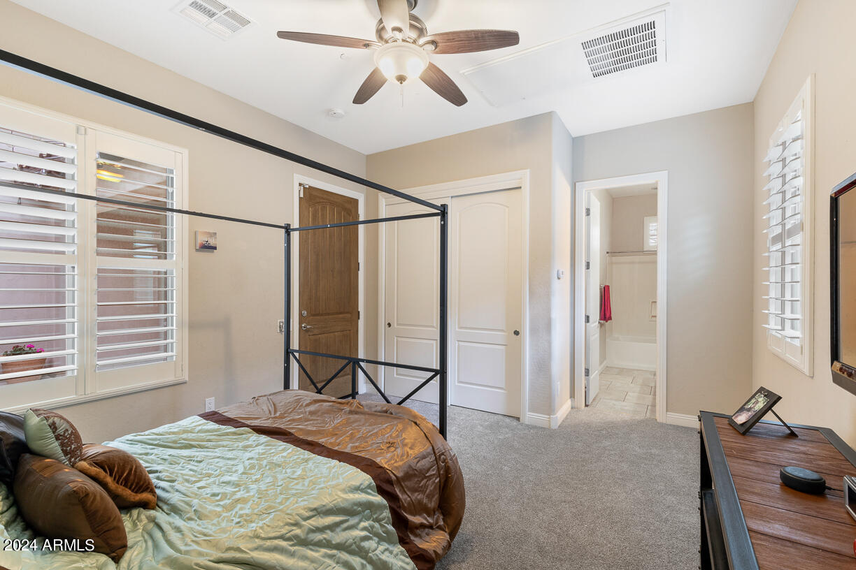 3705 E CAT BALUE Drive
