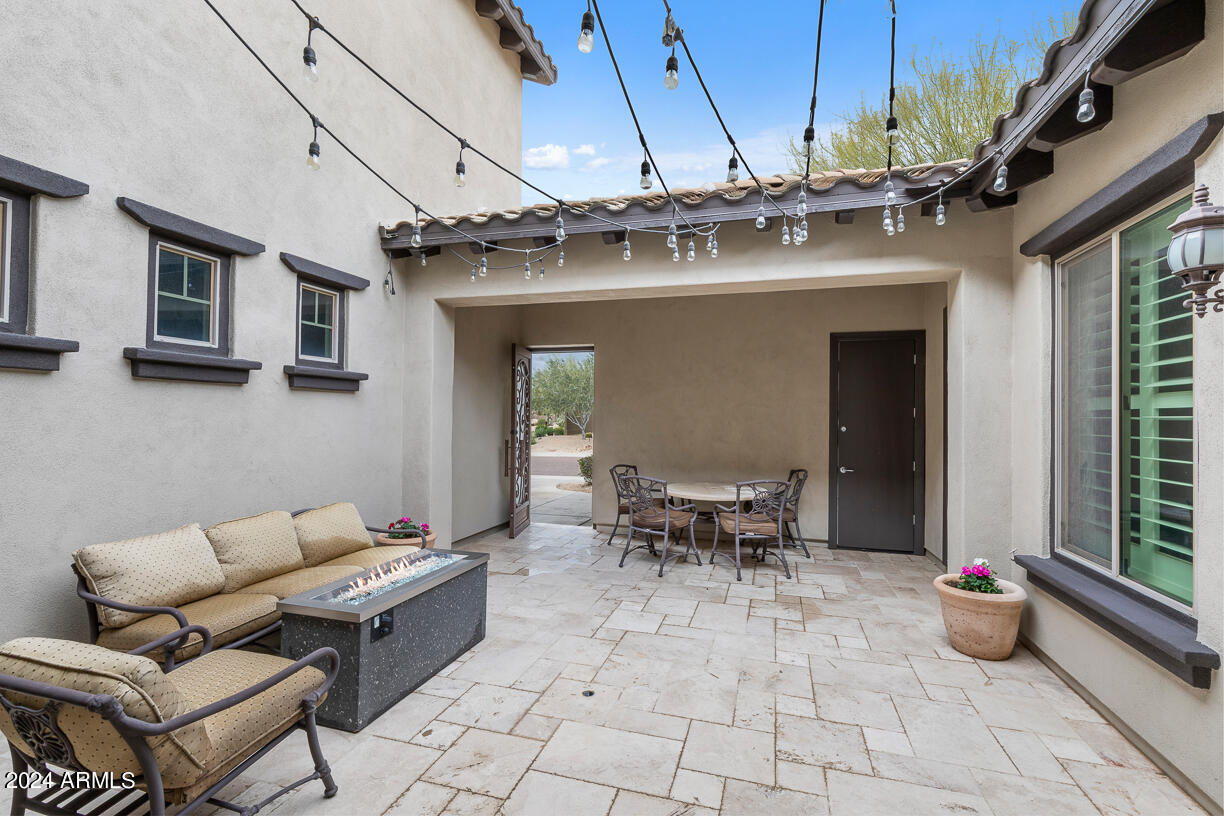 3705 E CAT BALUE Drive