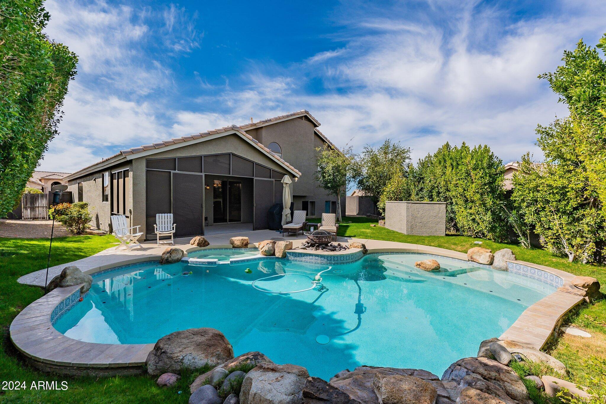 4414 E MORNING VISTA Lane