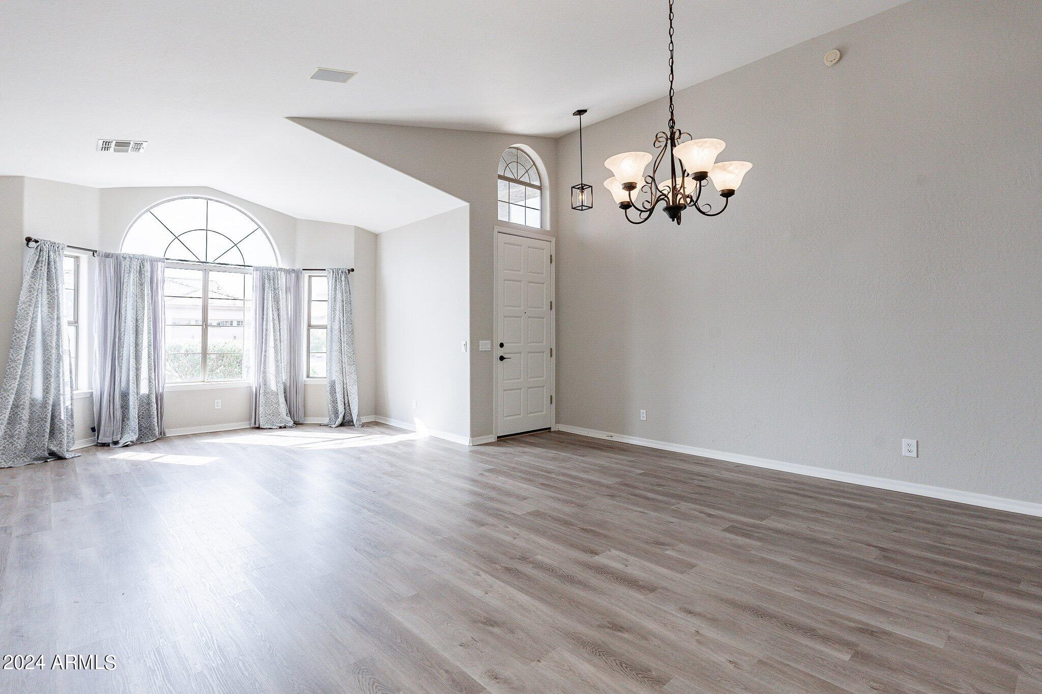 4414 E MORNING VISTA Lane