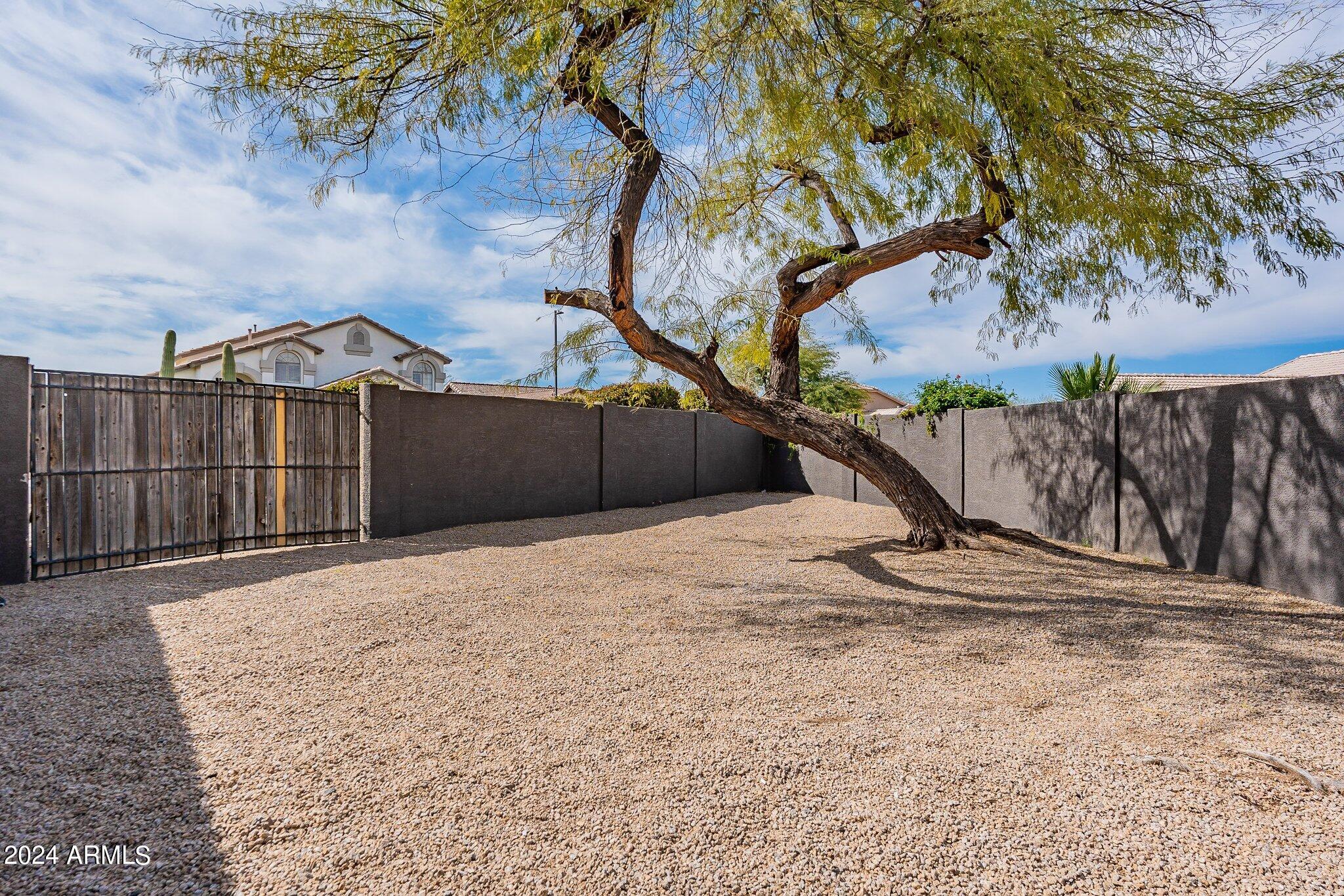 4414 E MORNING VISTA Lane