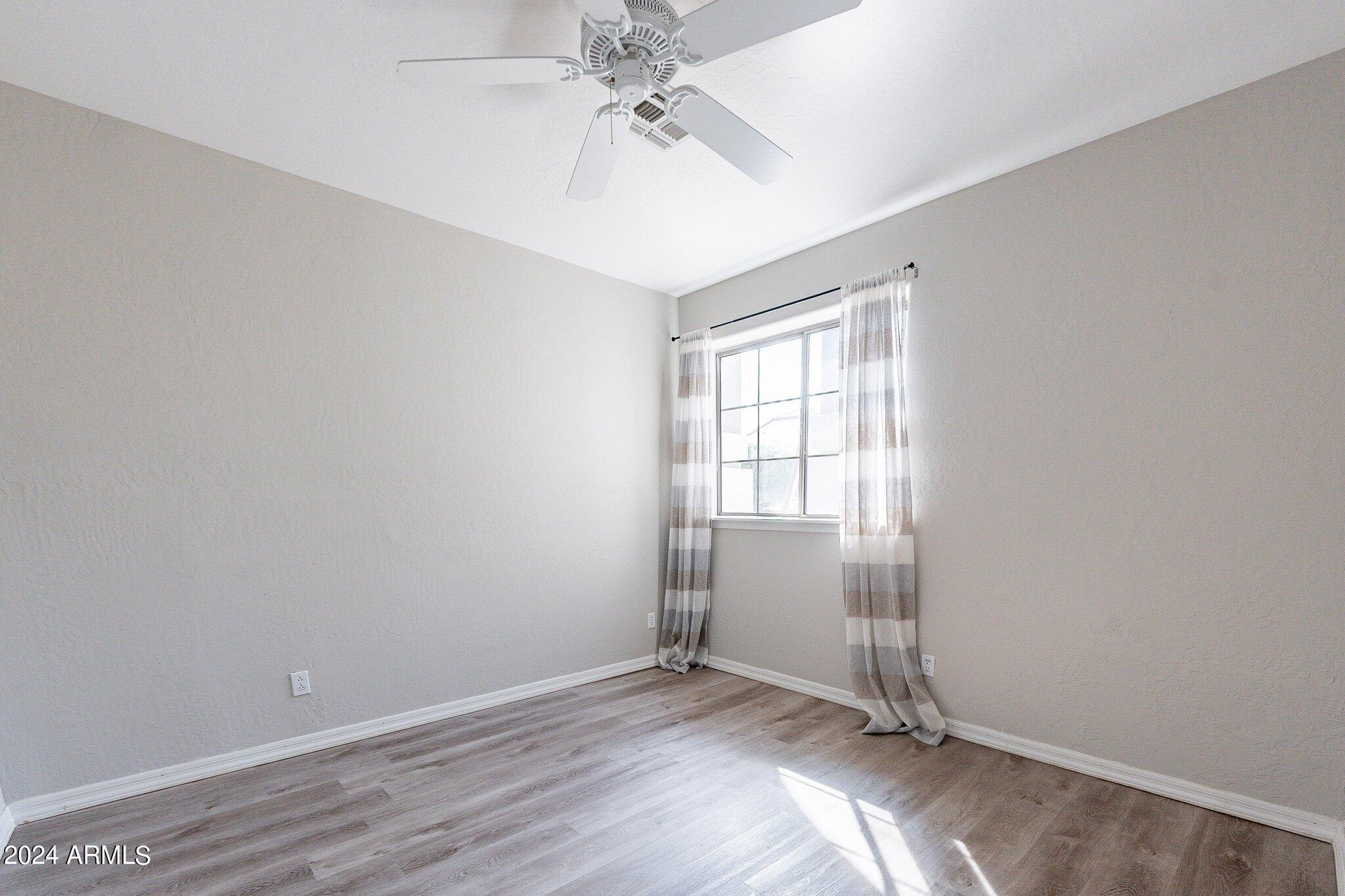 4414 E MORNING VISTA Lane