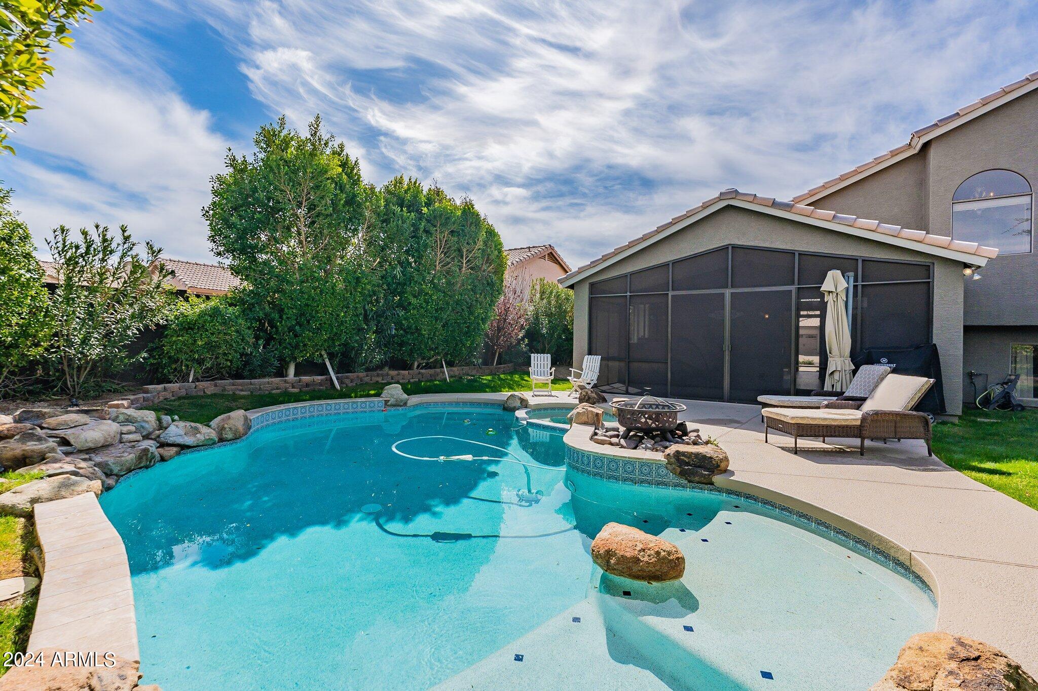 4414 E MORNING VISTA Lane