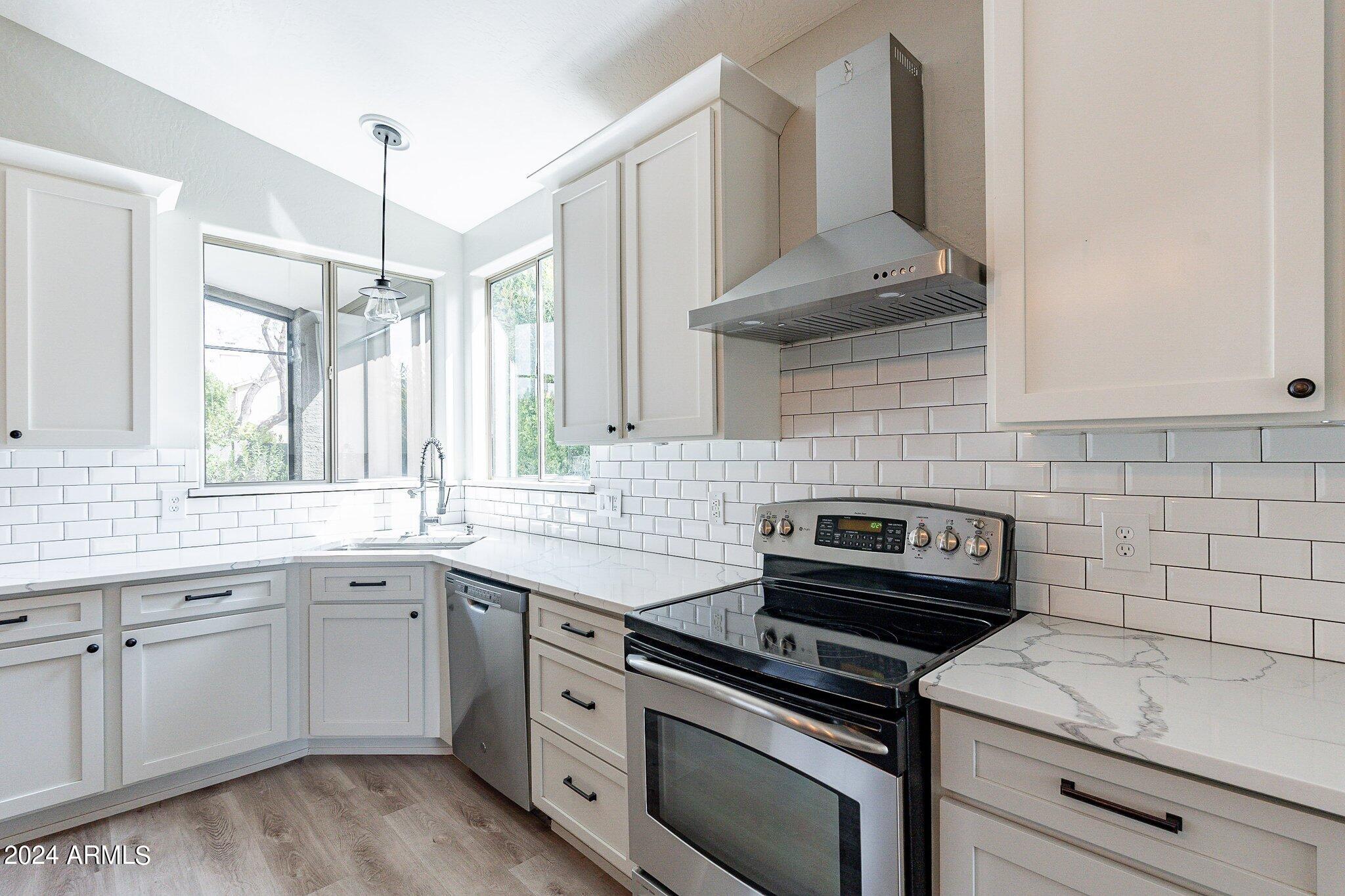 4414 E MORNING VISTA Lane