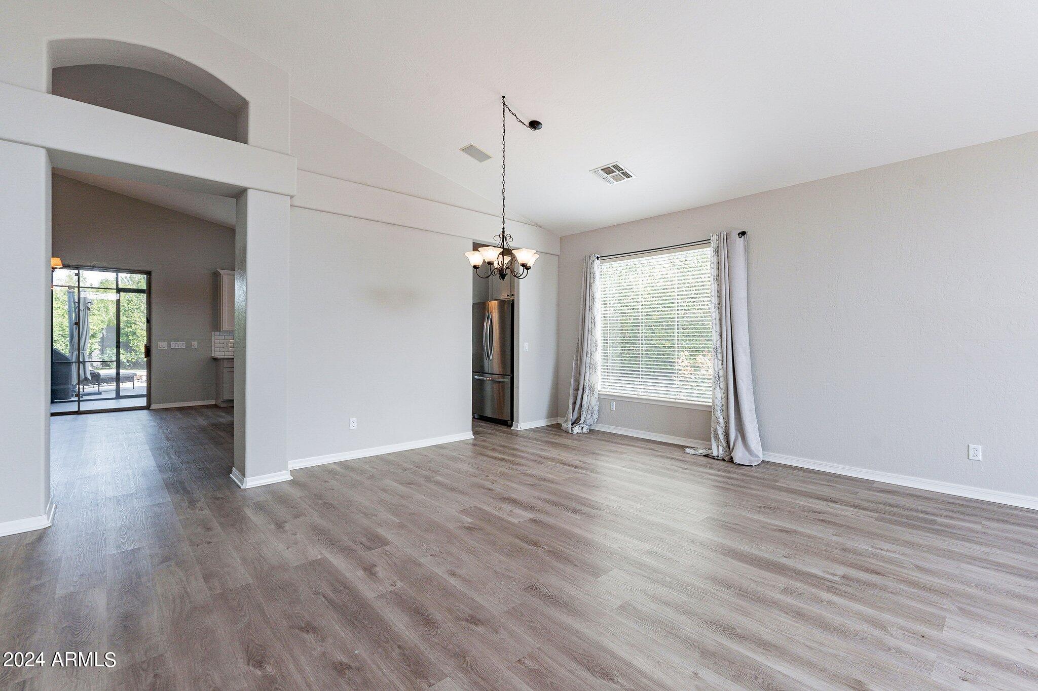 4414 E MORNING VISTA Lane