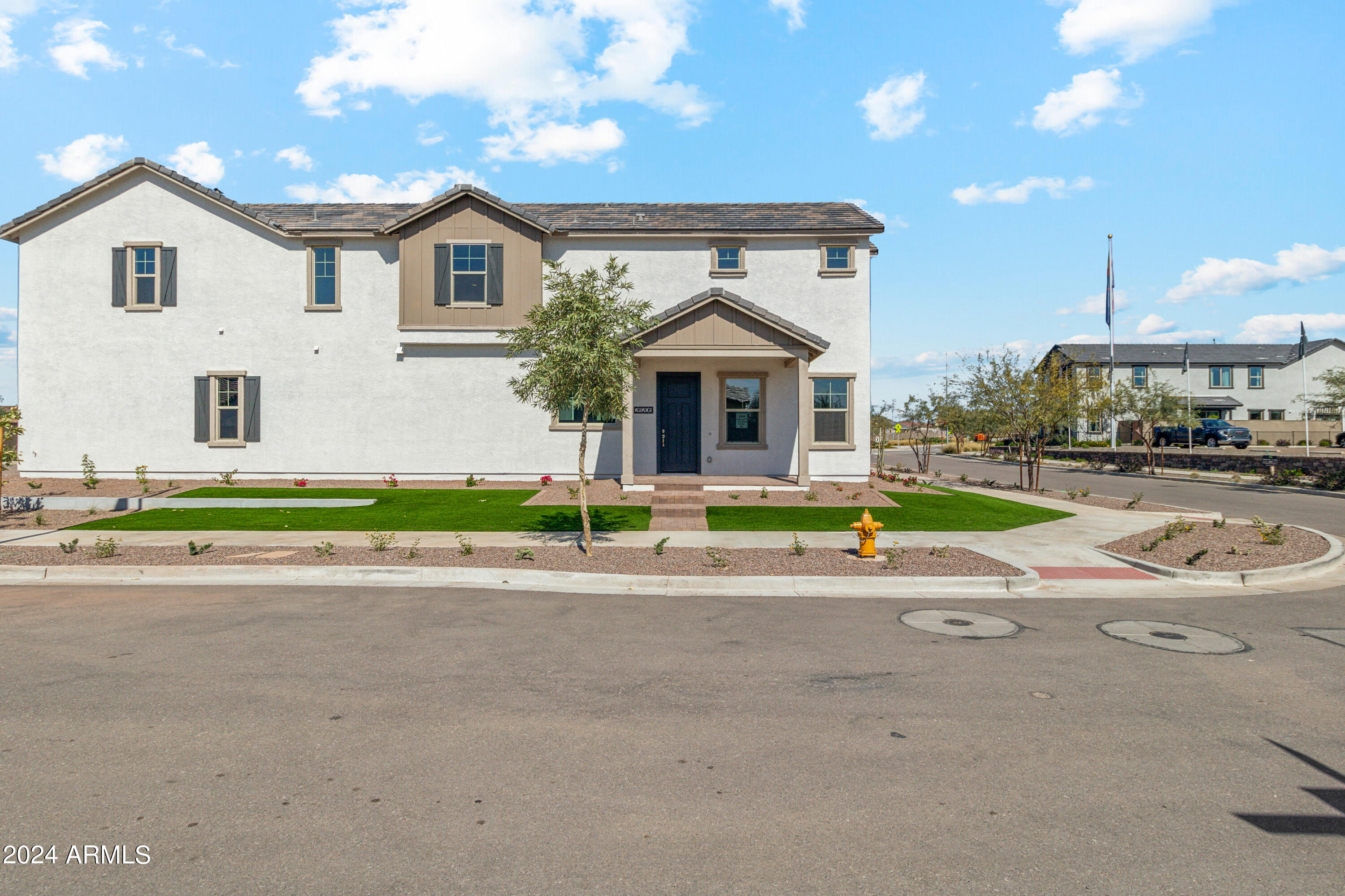 26206 N 19TH Lane