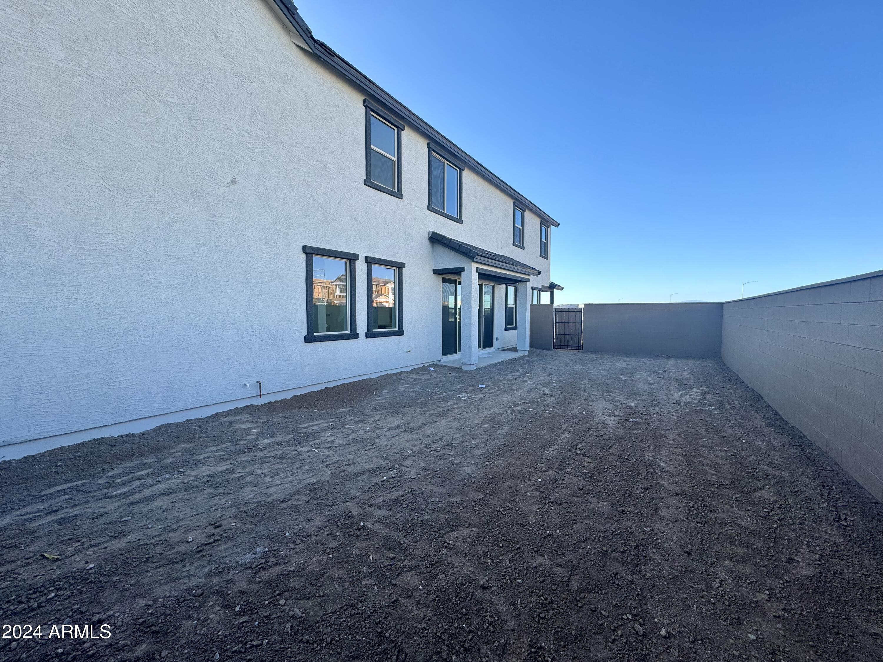 2235 W PASO Trail