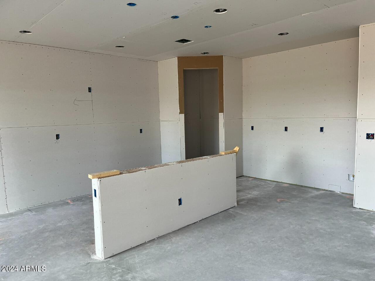 5540 W ALTA MESA Avenue