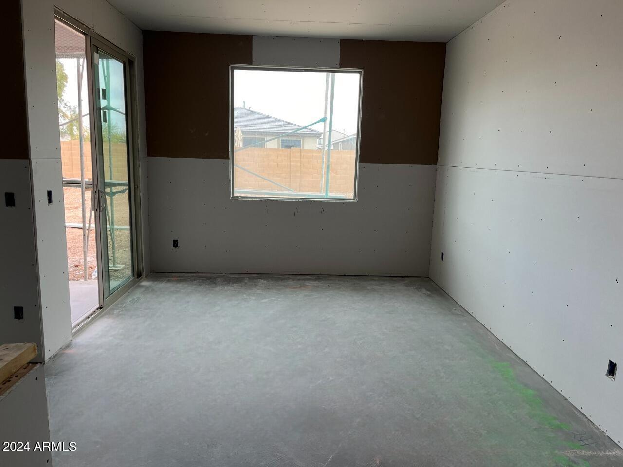 5540 W ALTA MESA Avenue