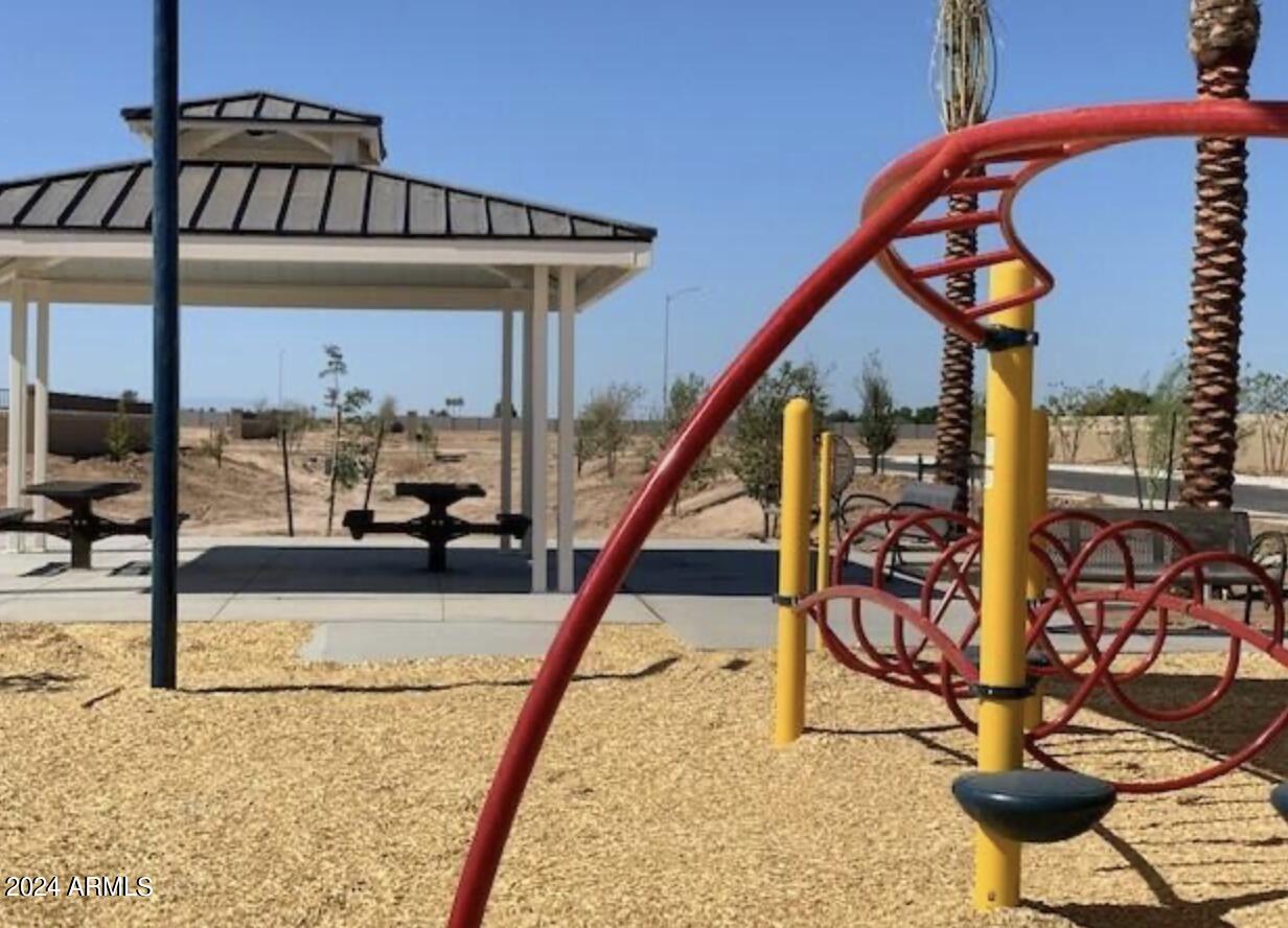 5540 W ALTA MESA Avenue