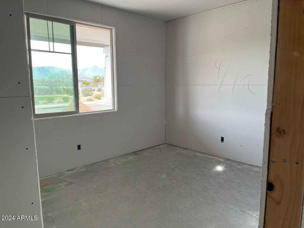 5540 W ALTA MESA Avenue