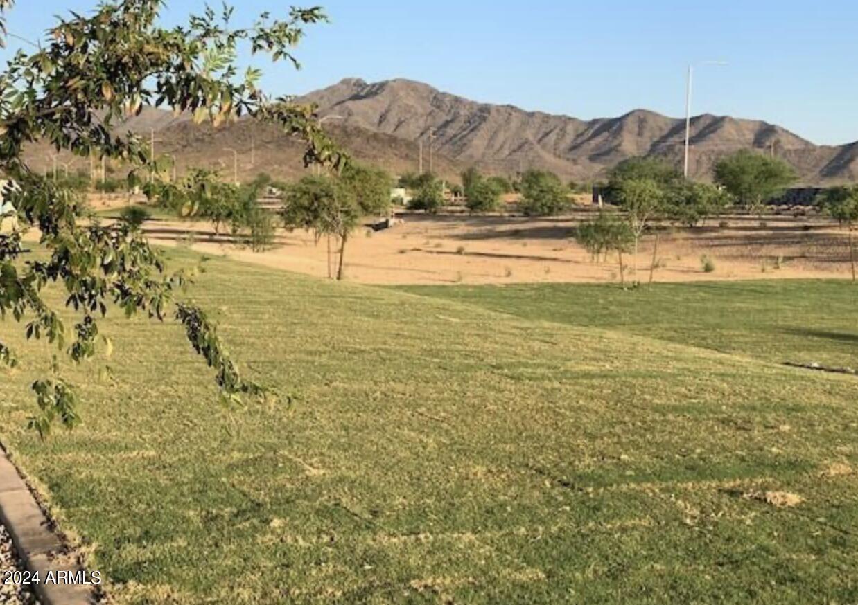 5532 W ALTA MESA Avenue