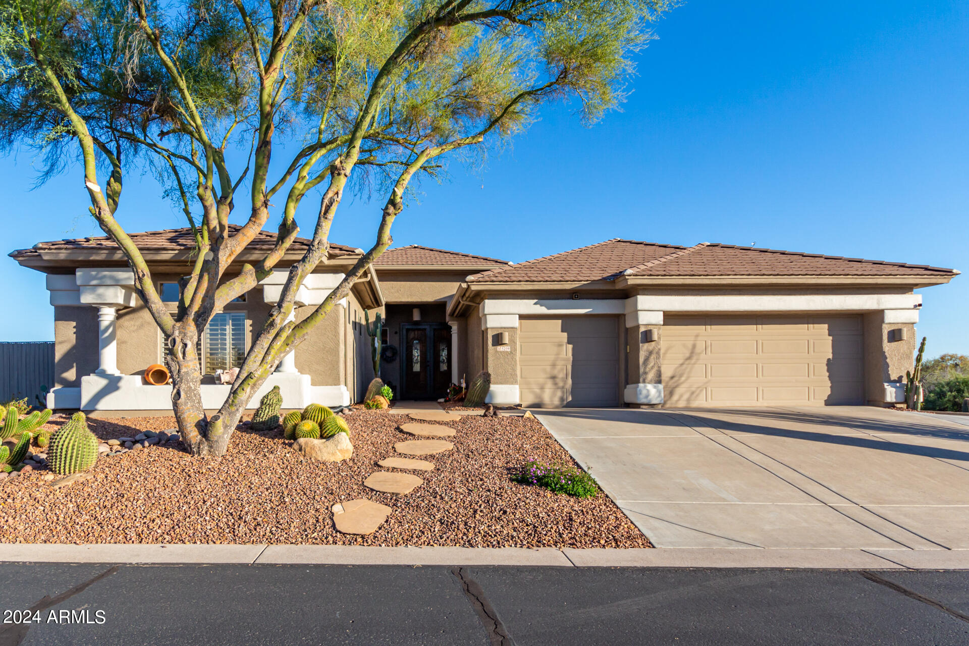 5259 E FOREST PLEASANT Place