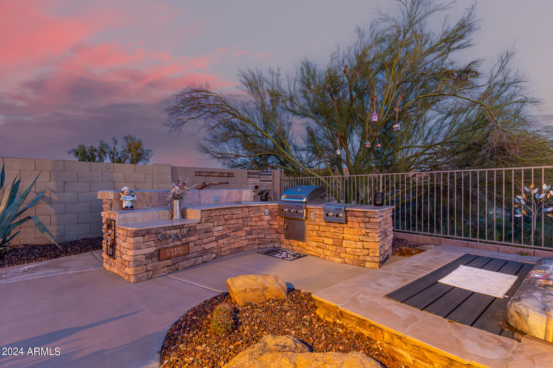 5259 E FOREST PLEASANT Place