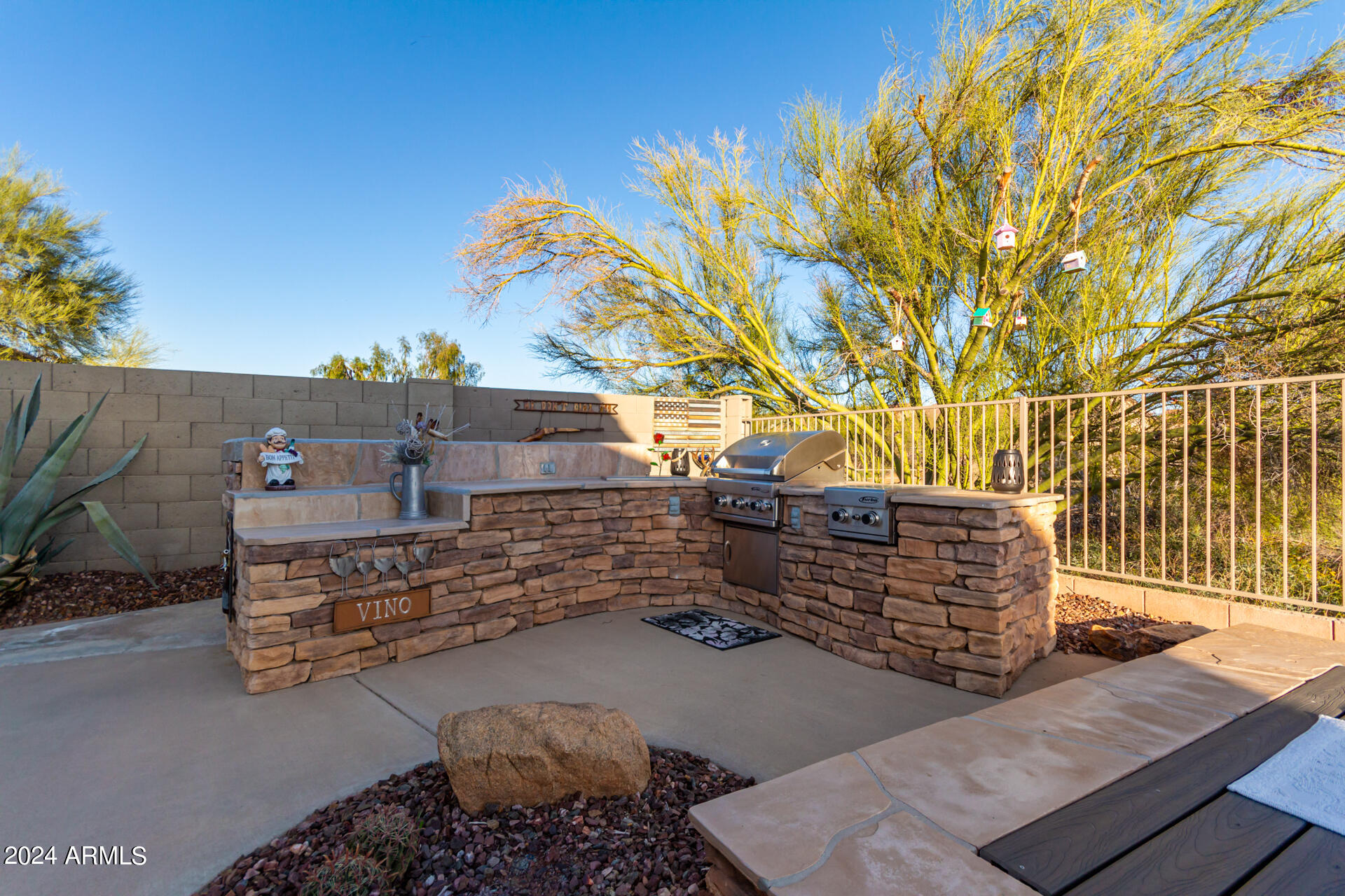 5259 E FOREST PLEASANT Place