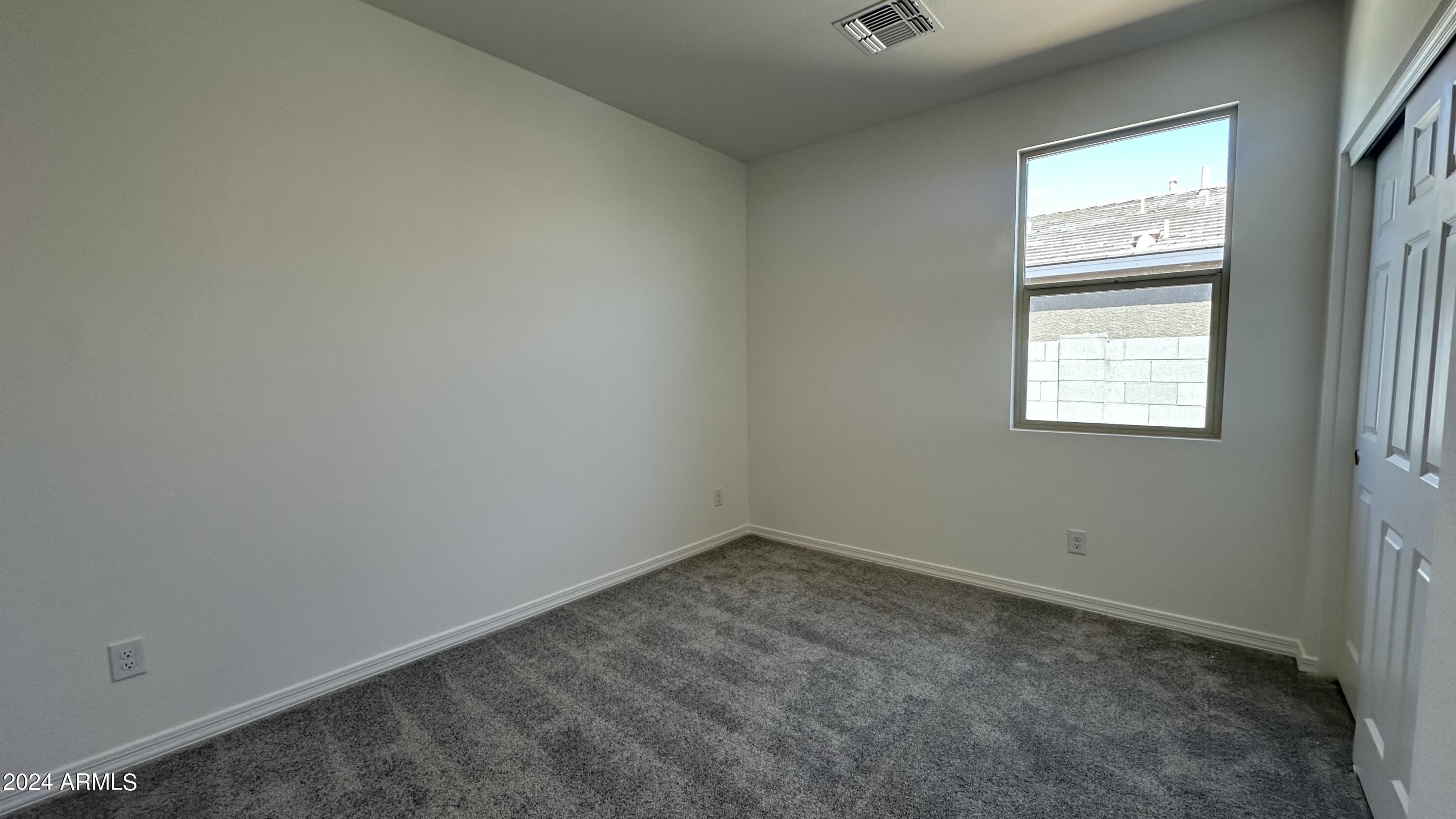 3411 E VALLEYHIGH Trail