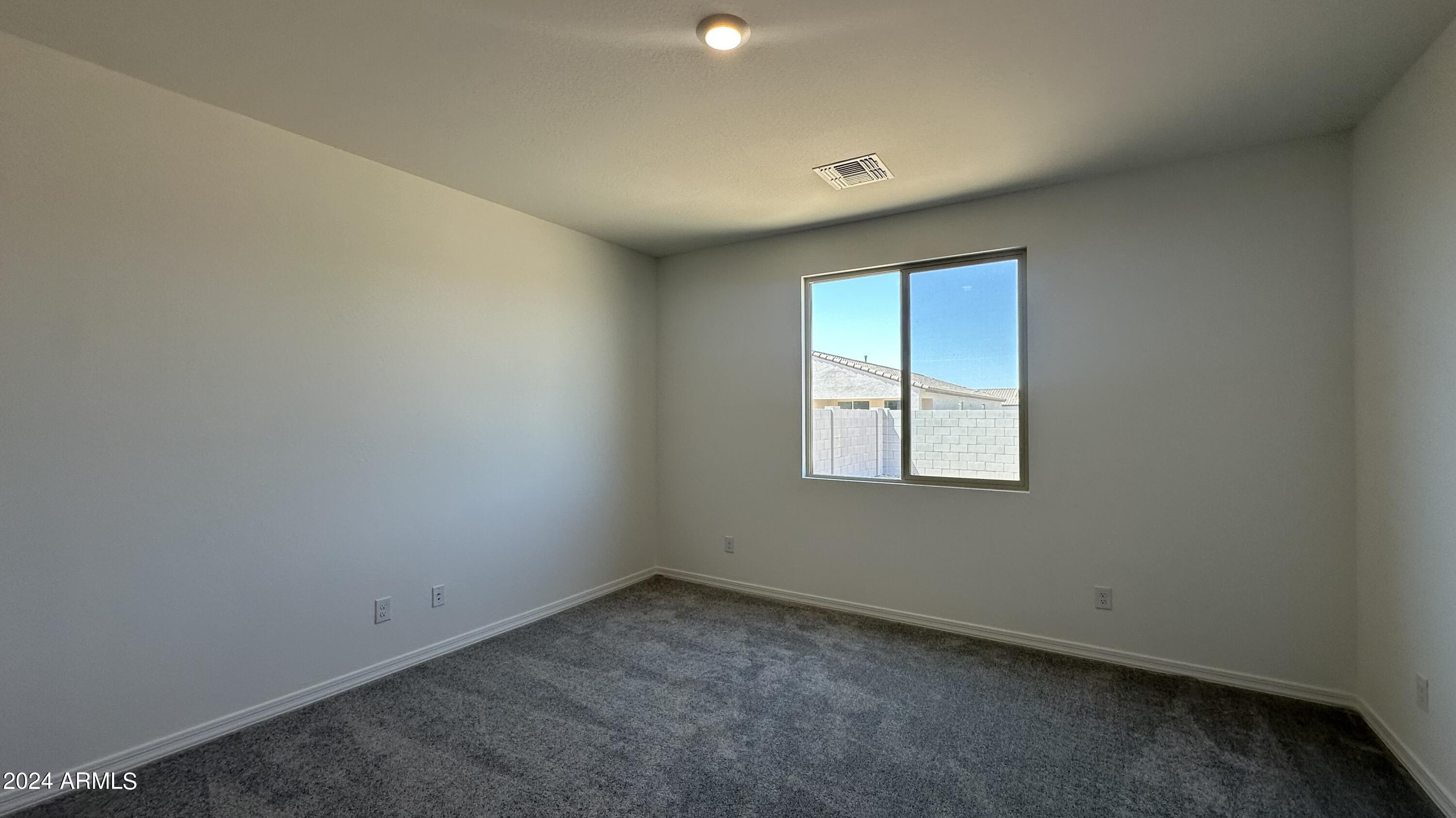 3411 E VALLEYHIGH Trail