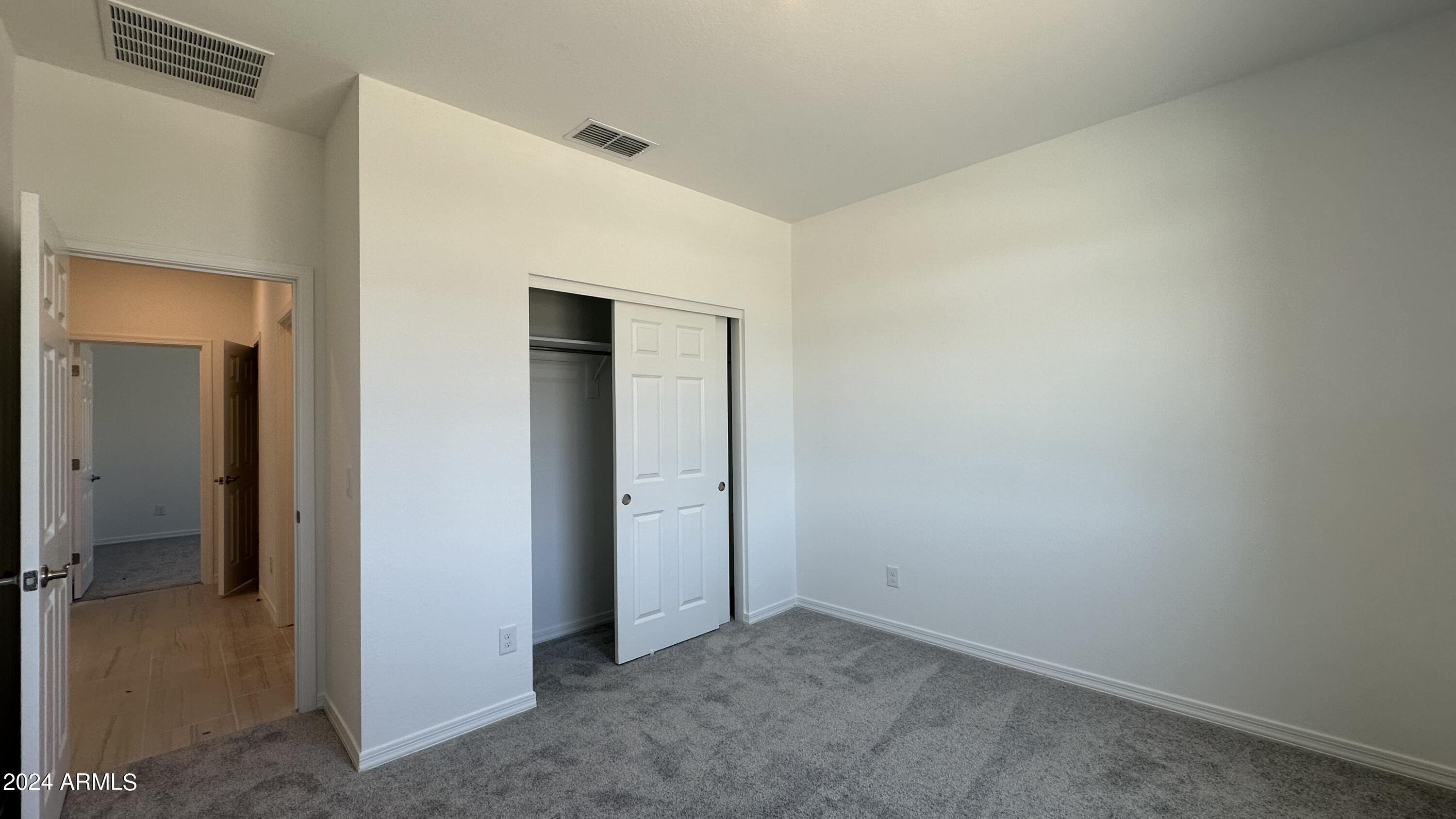 3411 E VALLEYHIGH Trail