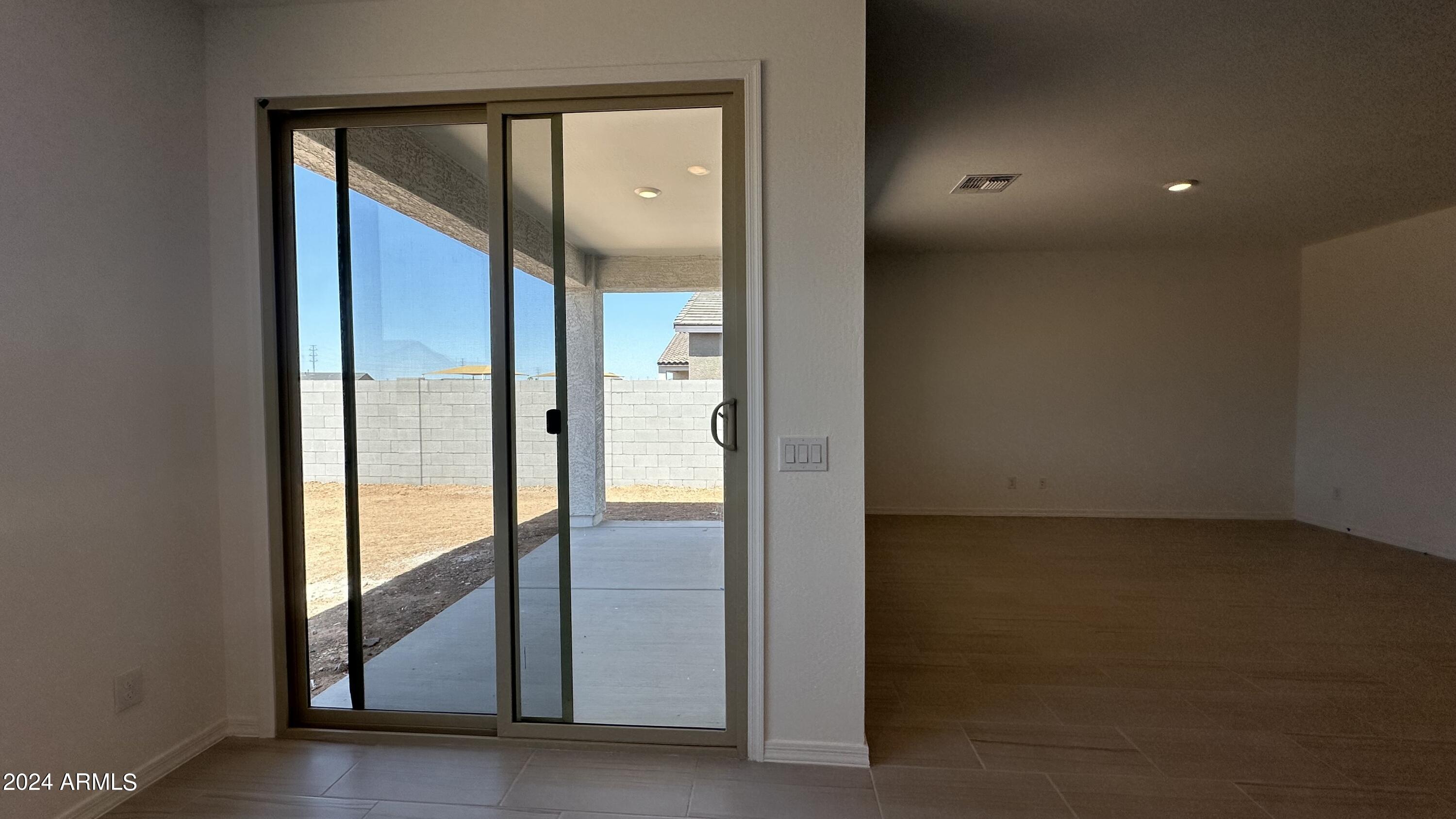 3411 E VALLEYHIGH Trail