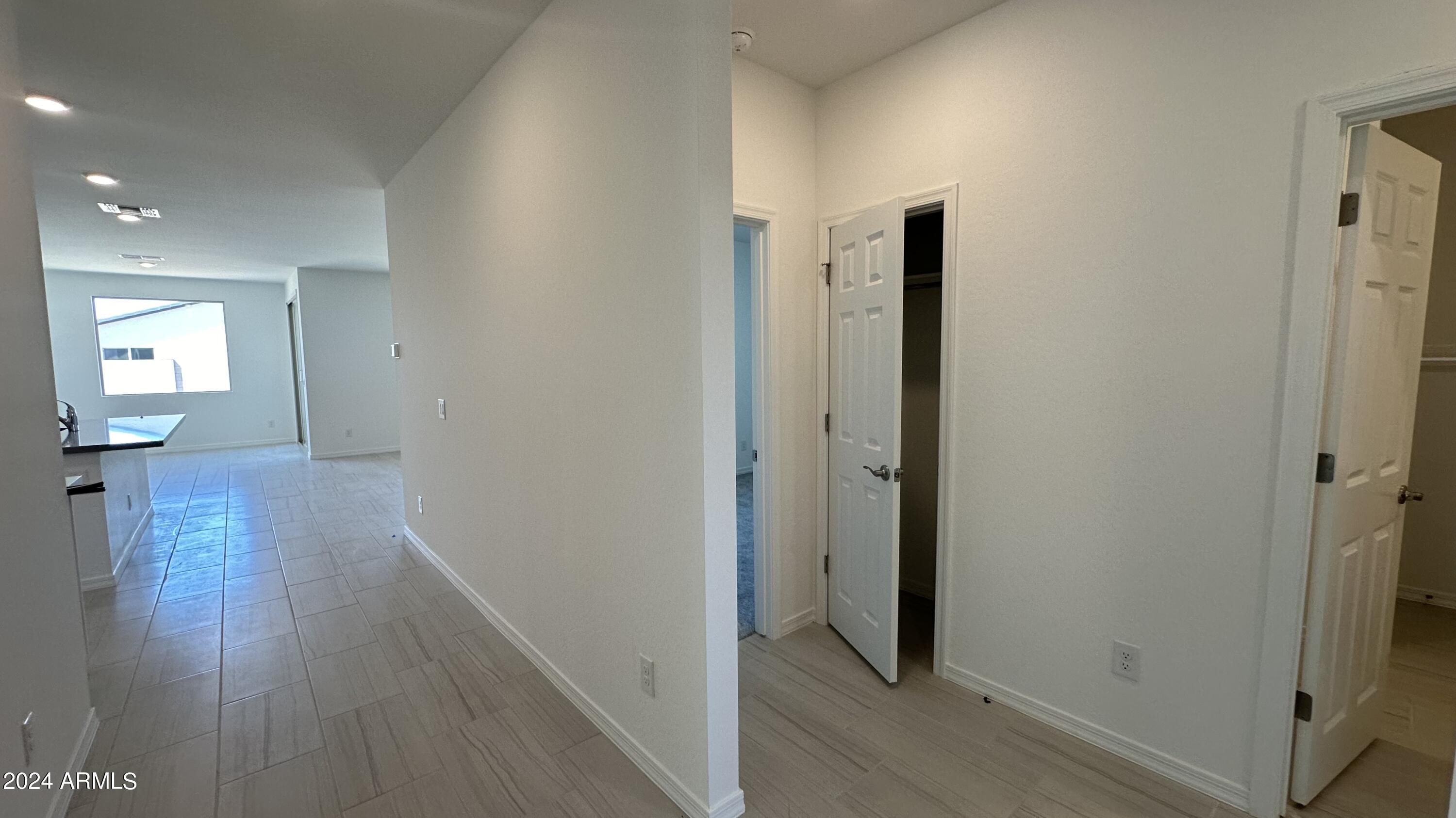 3411 E VALLEYHIGH Trail