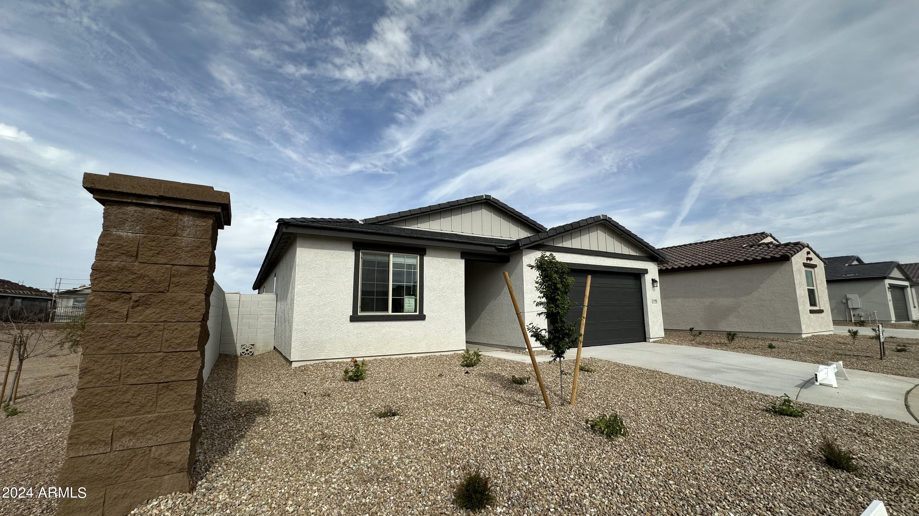 31991 N RIDER Drive