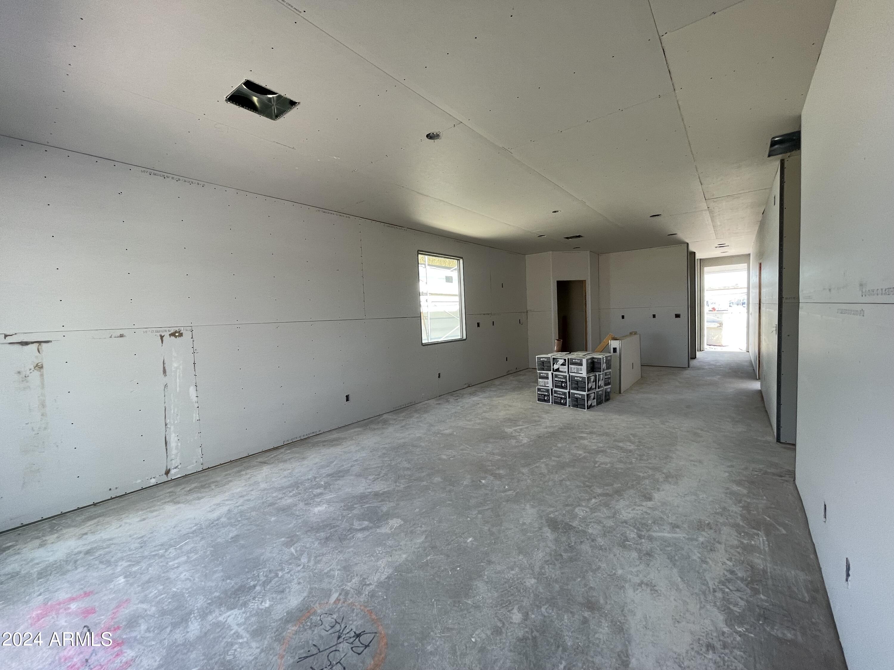 6120 S CALDERON --