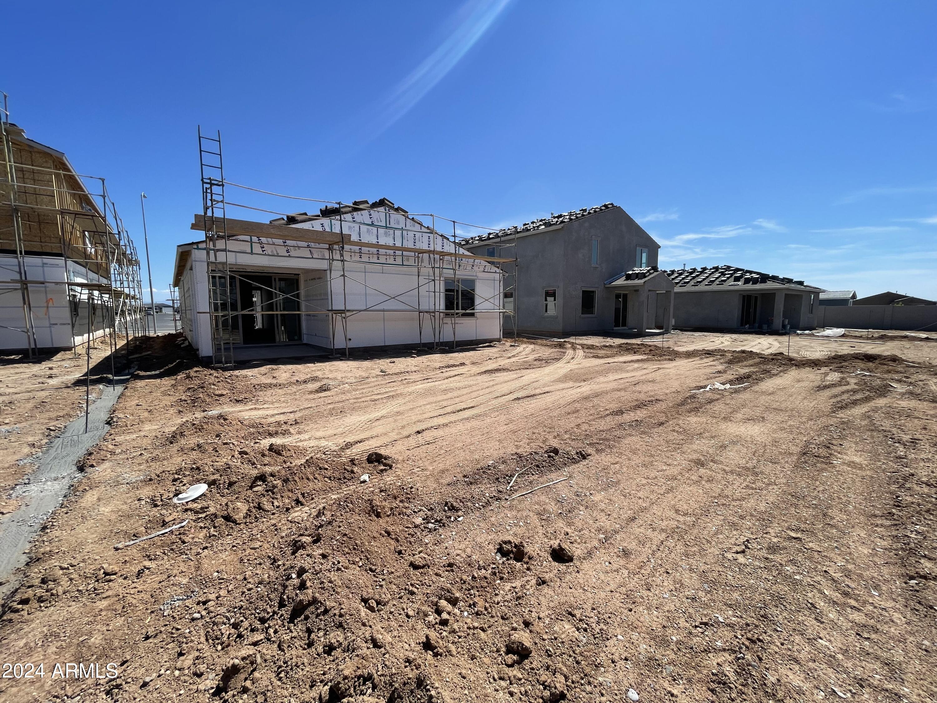 6120 S CALDERON --
