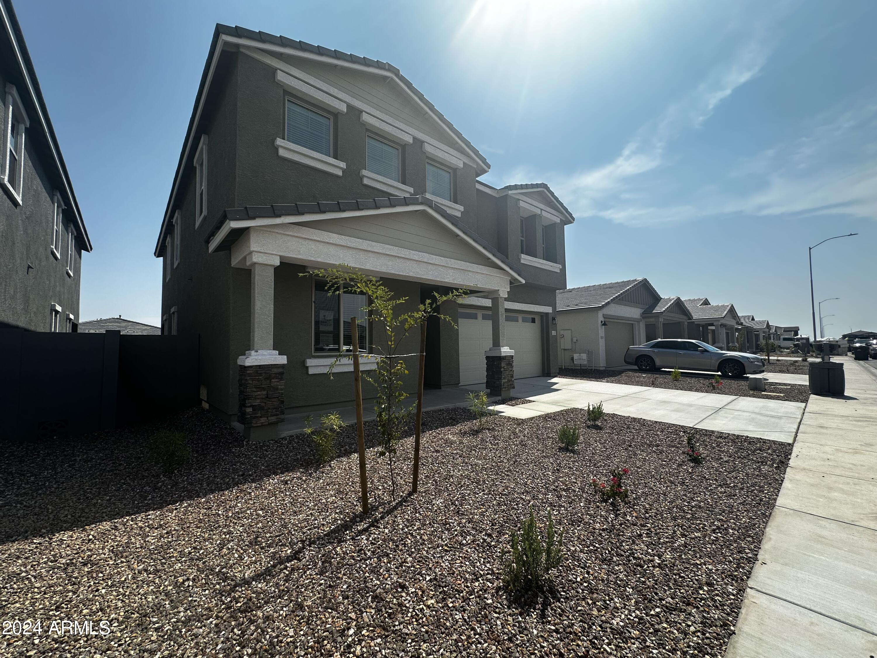 11337 E ULYSSES Avenue