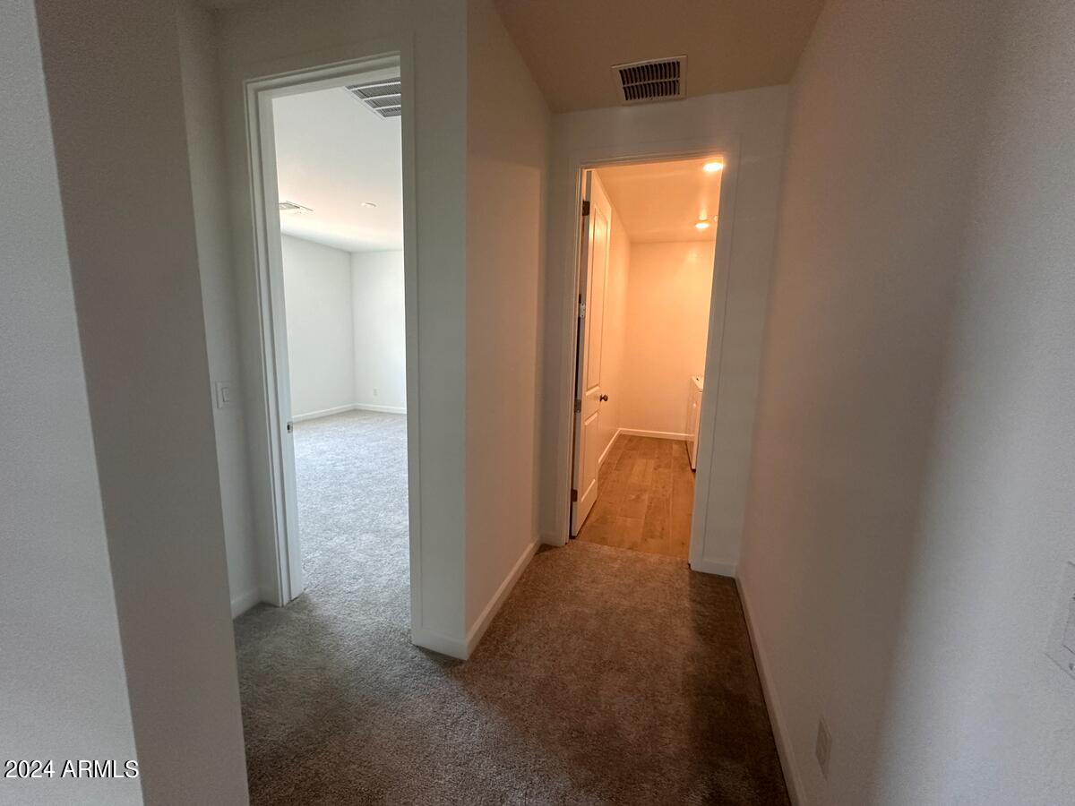 11337 E ULYSSES Avenue