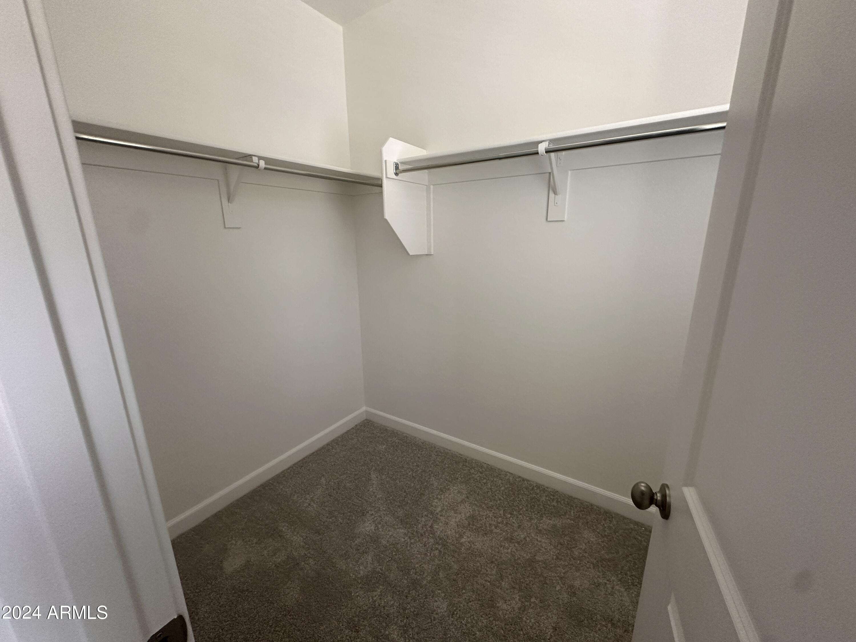 11337 E ULYSSES Avenue