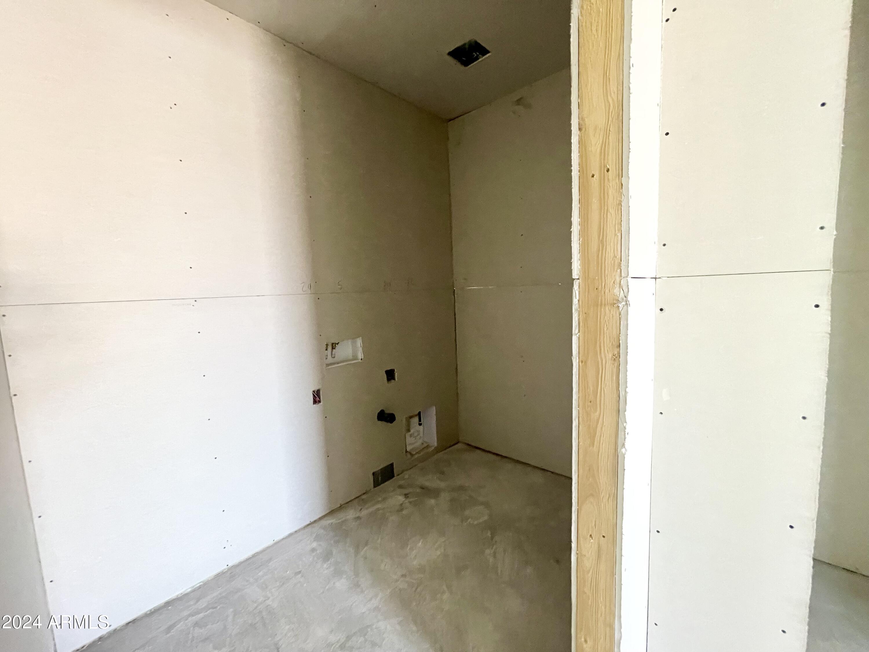 6306 S EMERY --
