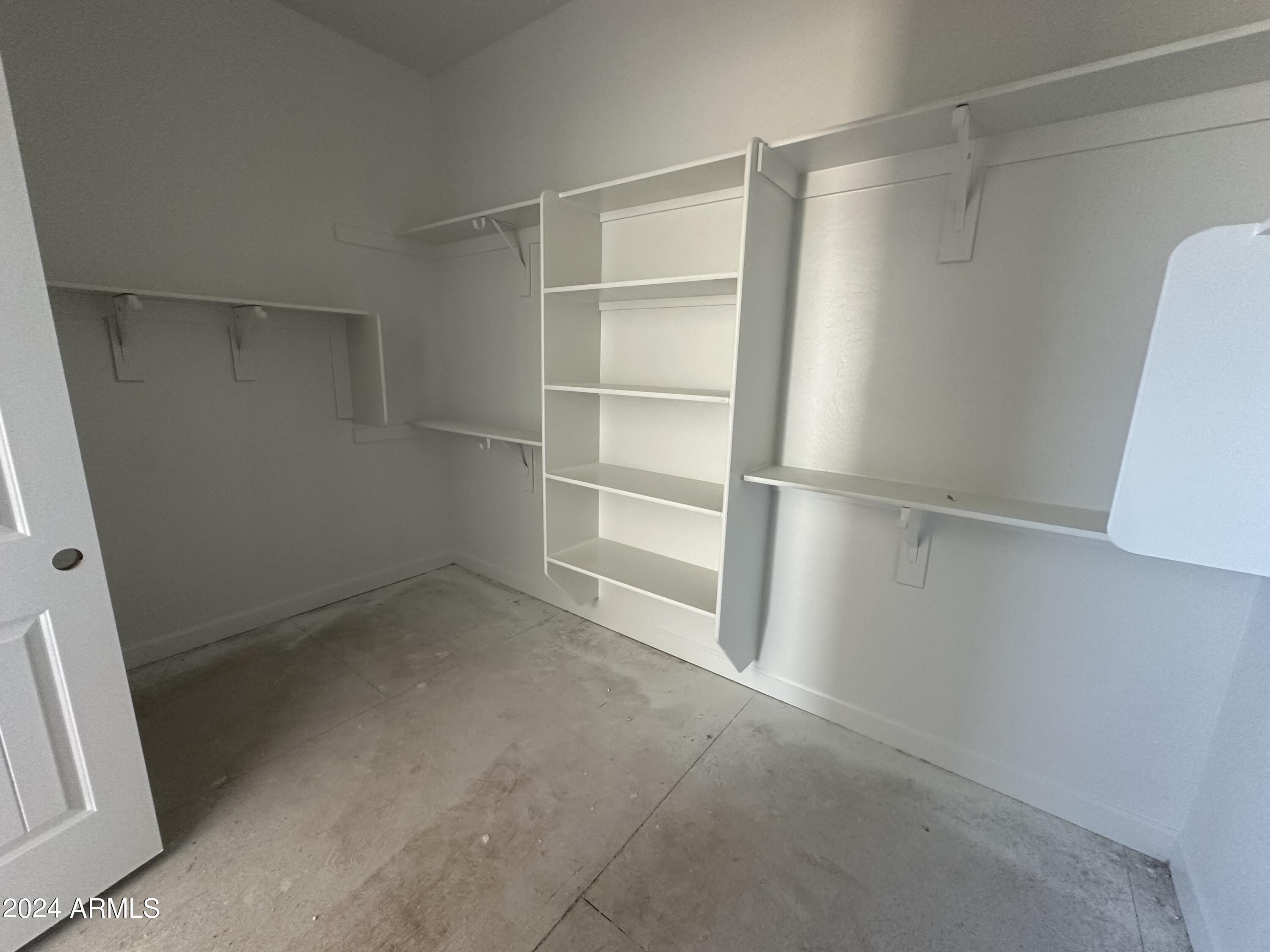 11522 E UTOPIA Avenue